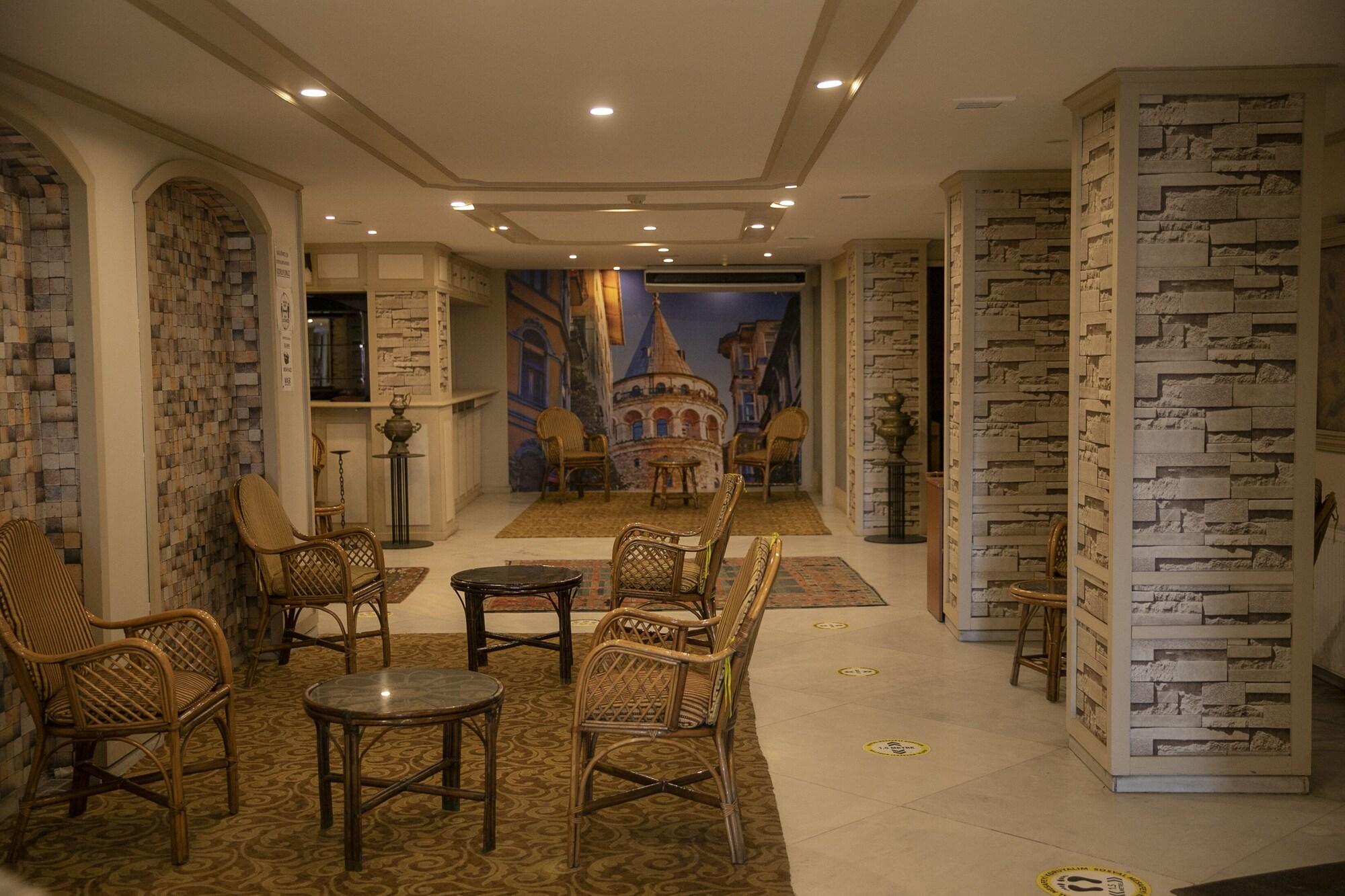 Vista Lobby Hali Hotel