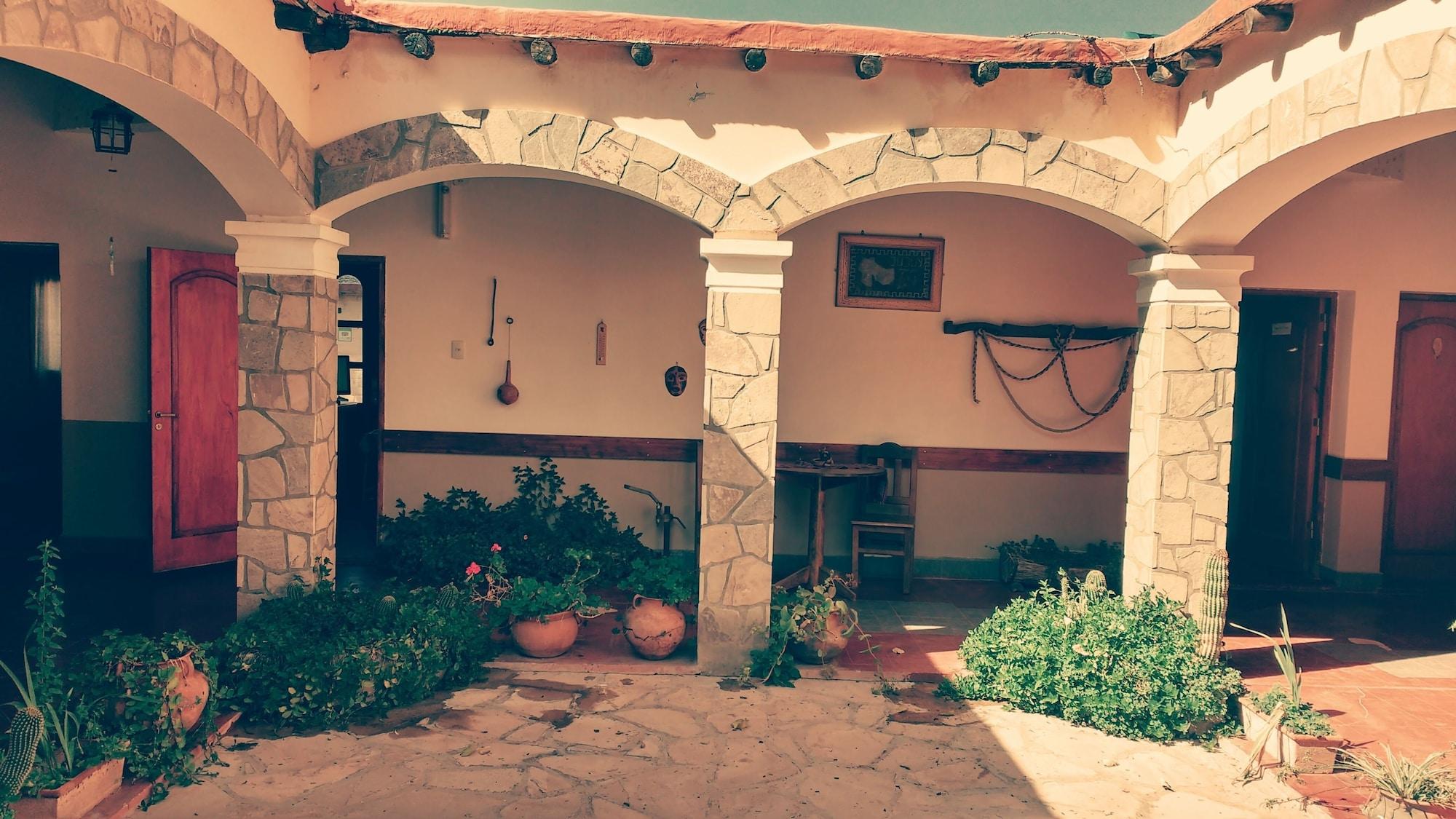 Vista Exterior Hostal Azul Humahuaca
