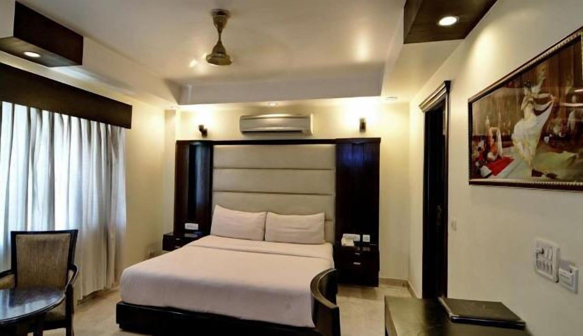 Varios Hotel Meridian Plaza
