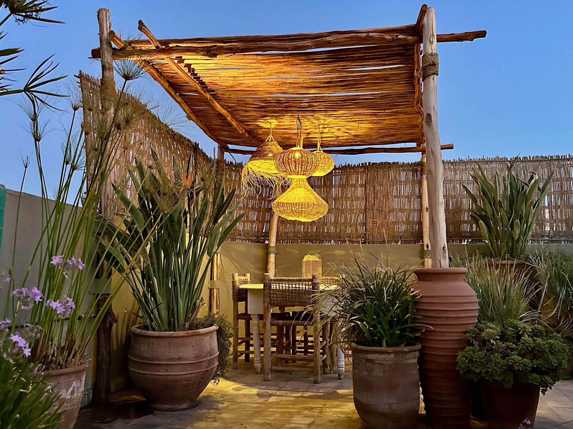 Vista Exterior Riad Dar Chacha