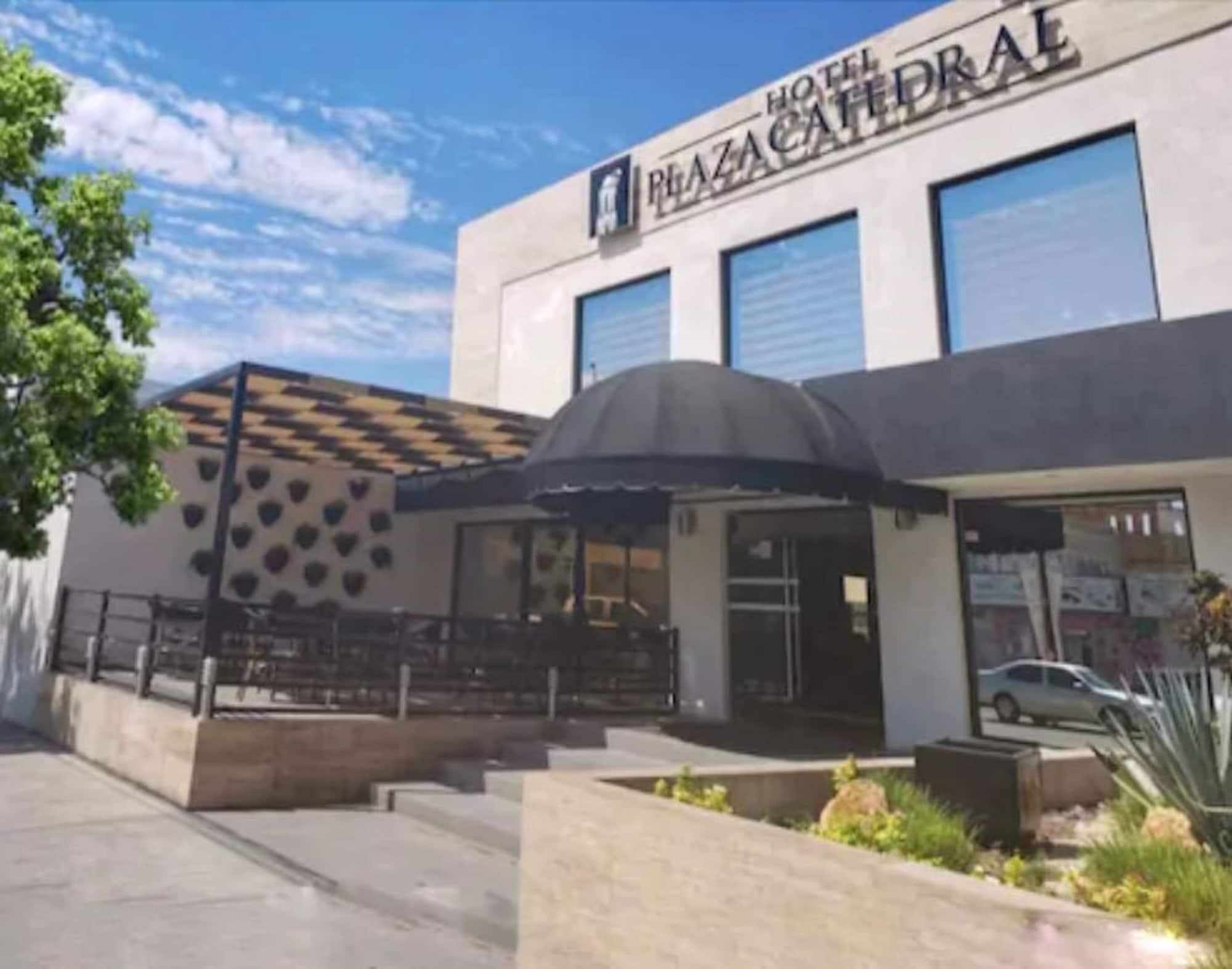 Vista Exterior Hotel Plaza Catedral
