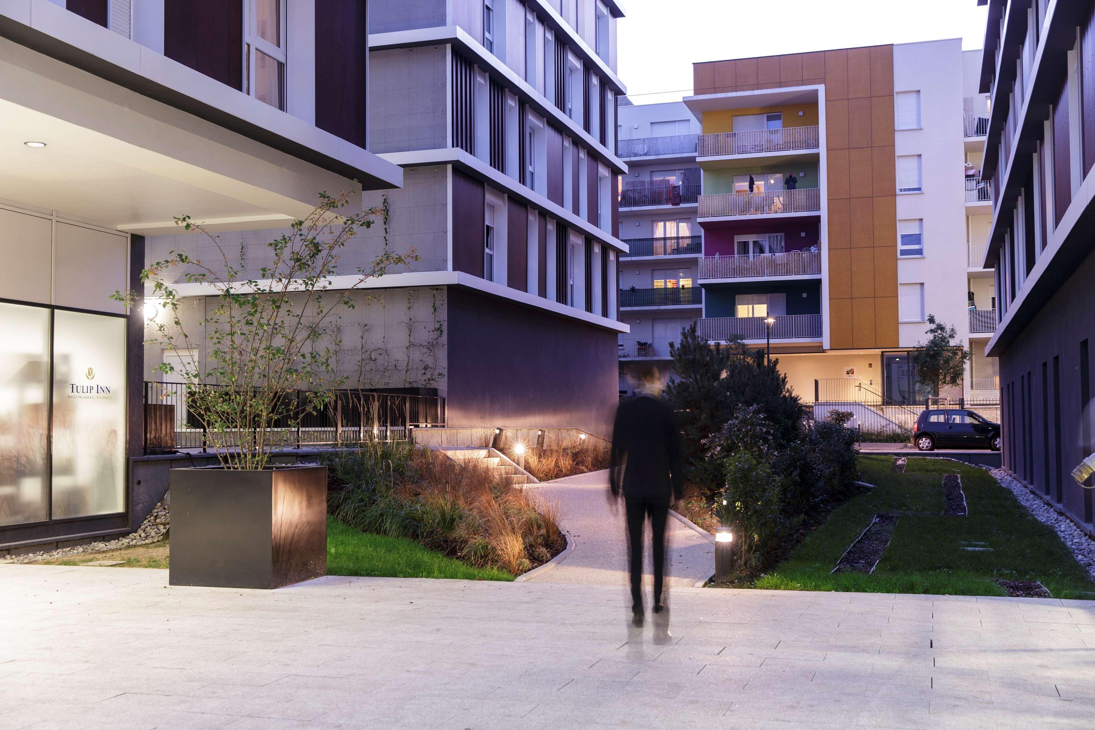 Vista Exterior Tulip Inn Massy Palaiseau Residence