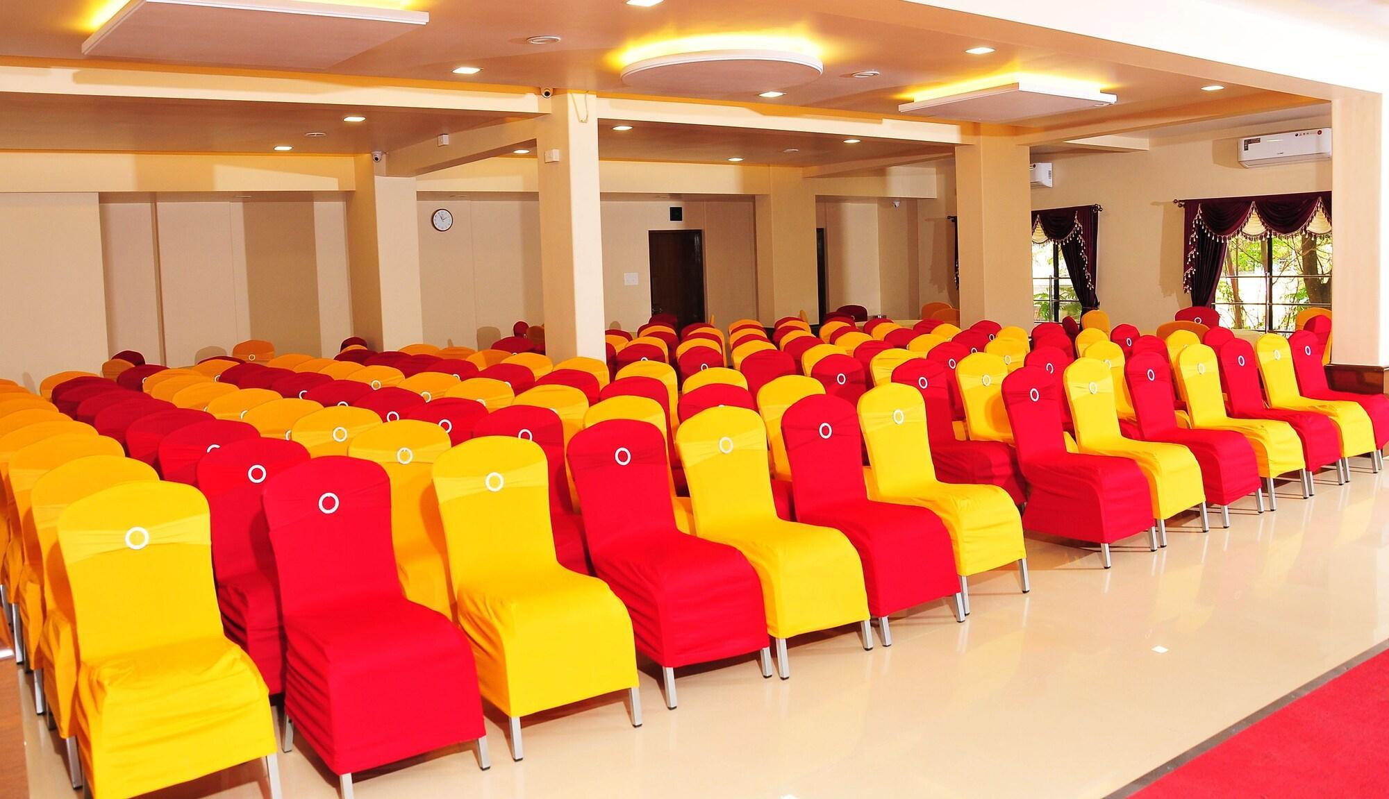 Salón de Baile Aakash Hotel