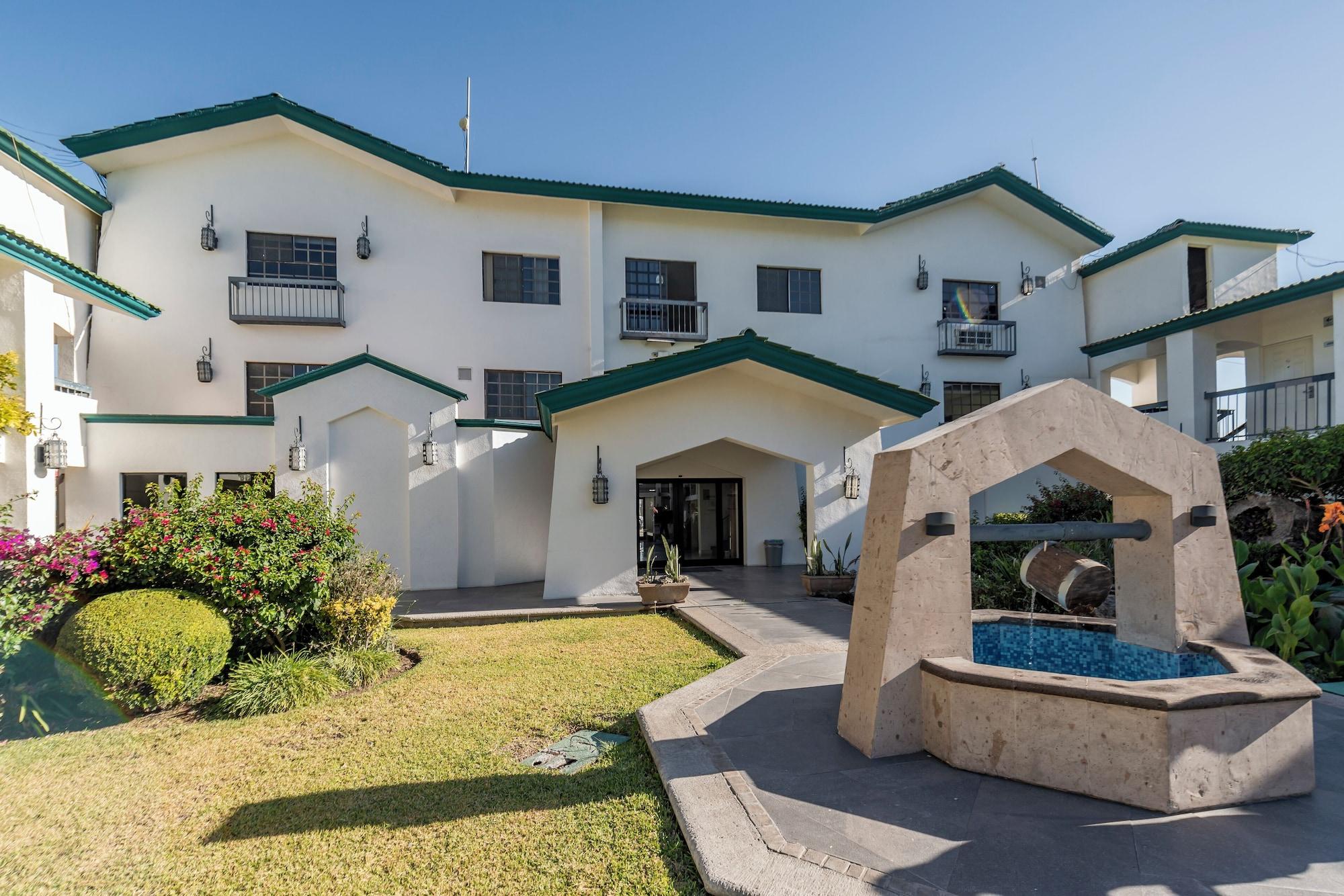 Vista Exterior Quinta Dorada Hotel and Suites
