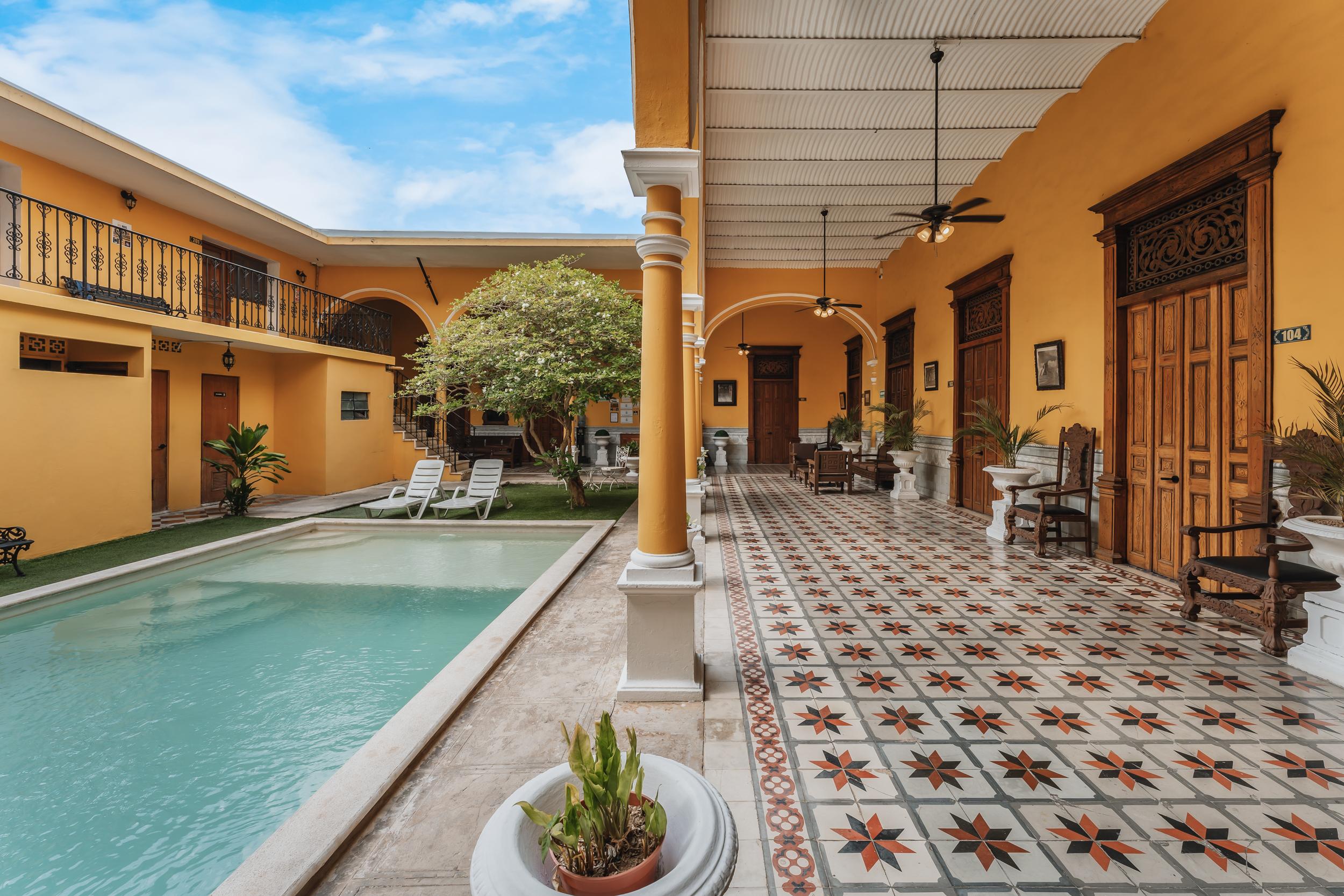 Vista Lobby Hotel Real Toledo by Kavia