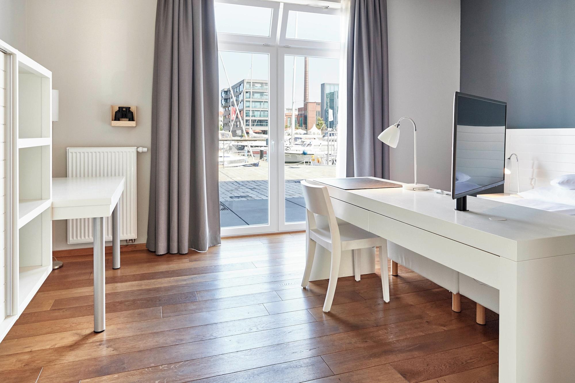 Varios im-jaich Boardinghouse