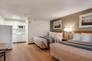 Alojamiento - Birch Hill Suites Kansas City – Independence