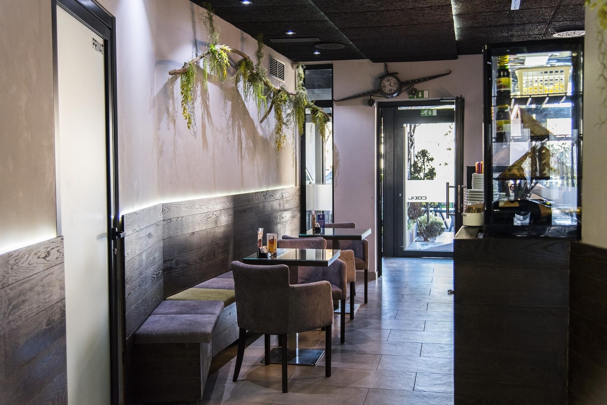 Vista Lobby Hotel Cool Zagreb Airport