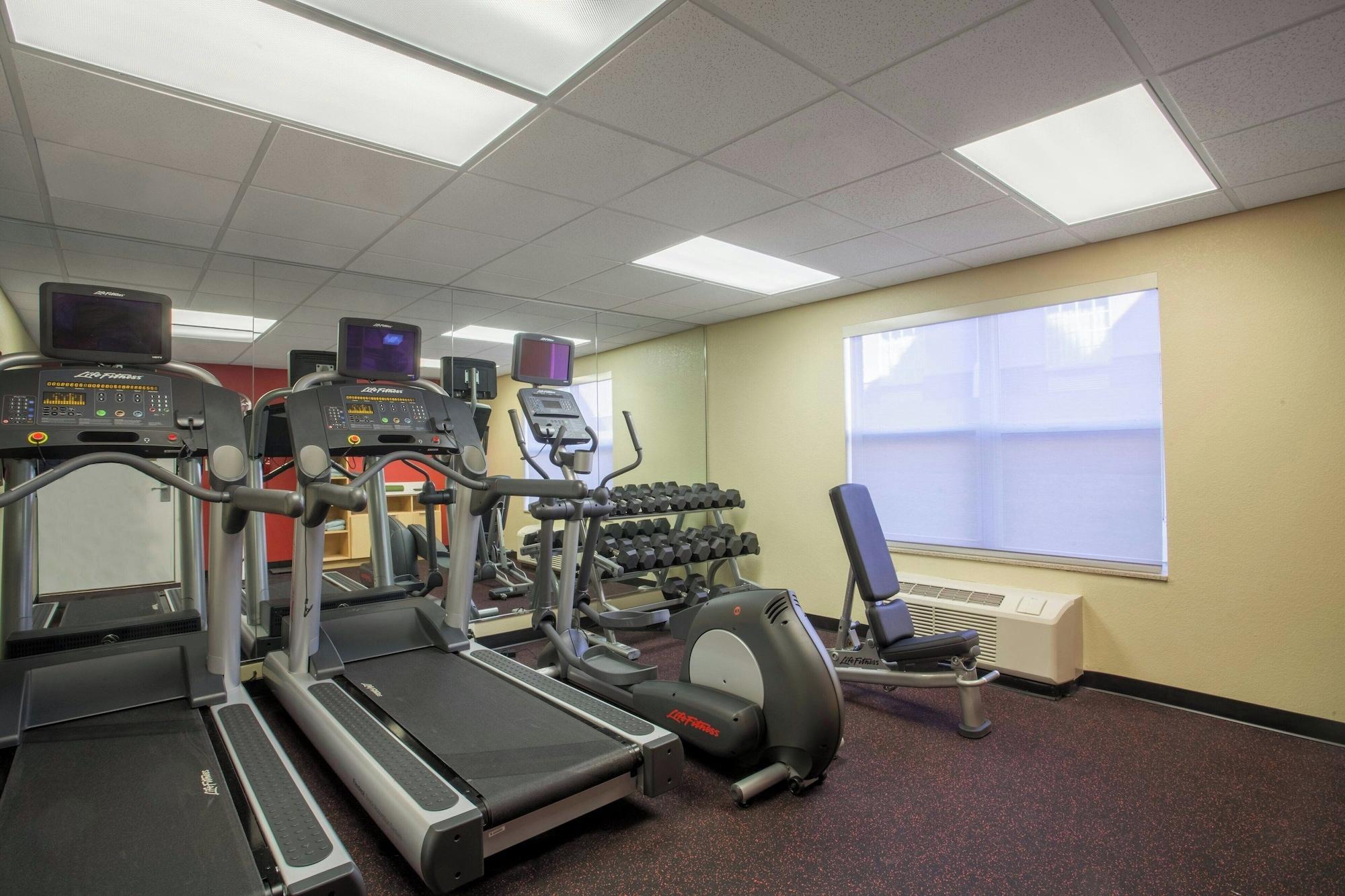 Gimnasio TownePlace Suites by Marriott Huntsville