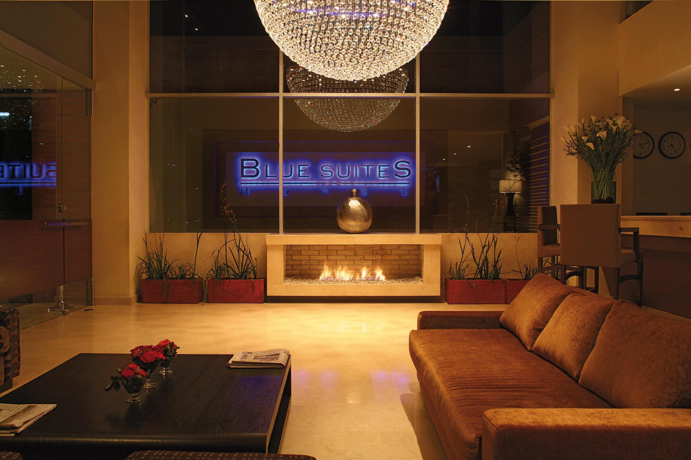 Vista Lobby Blue Suites Hotel