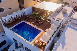Alojamiento - Nomads Hotel, Hostel & Rooftop Pool