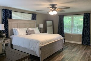 Alquiler Vacacional - Hideaway Hill - the peacefulness you want within walking distance to downtown.