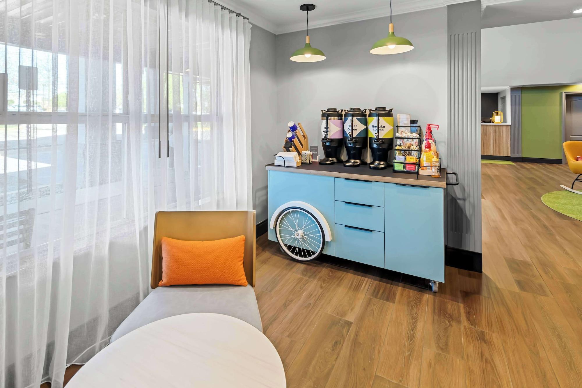 Restaurant Spark by Hilton Woodbridge