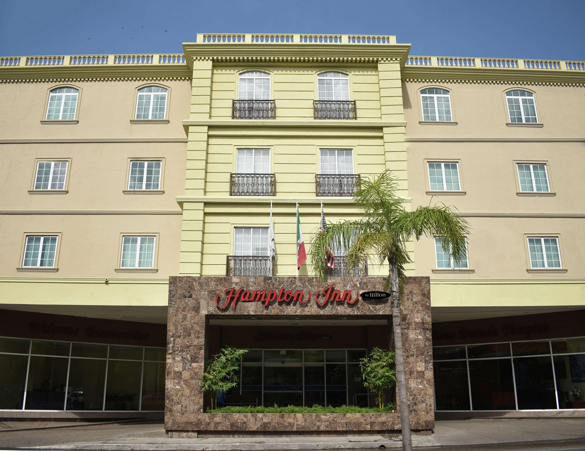 Vista Exterior Hampton Inn By Hilton Tampico Zona Dorada