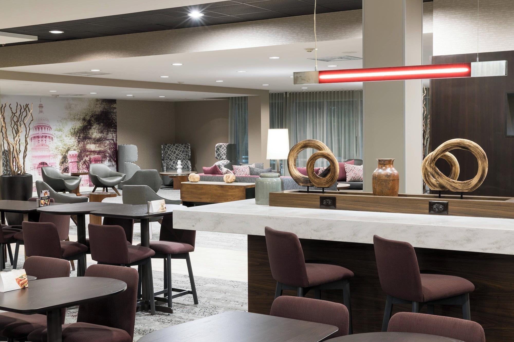 Vista Lobby Courtyard by Marriott Austin Parmer/Tech Ridge