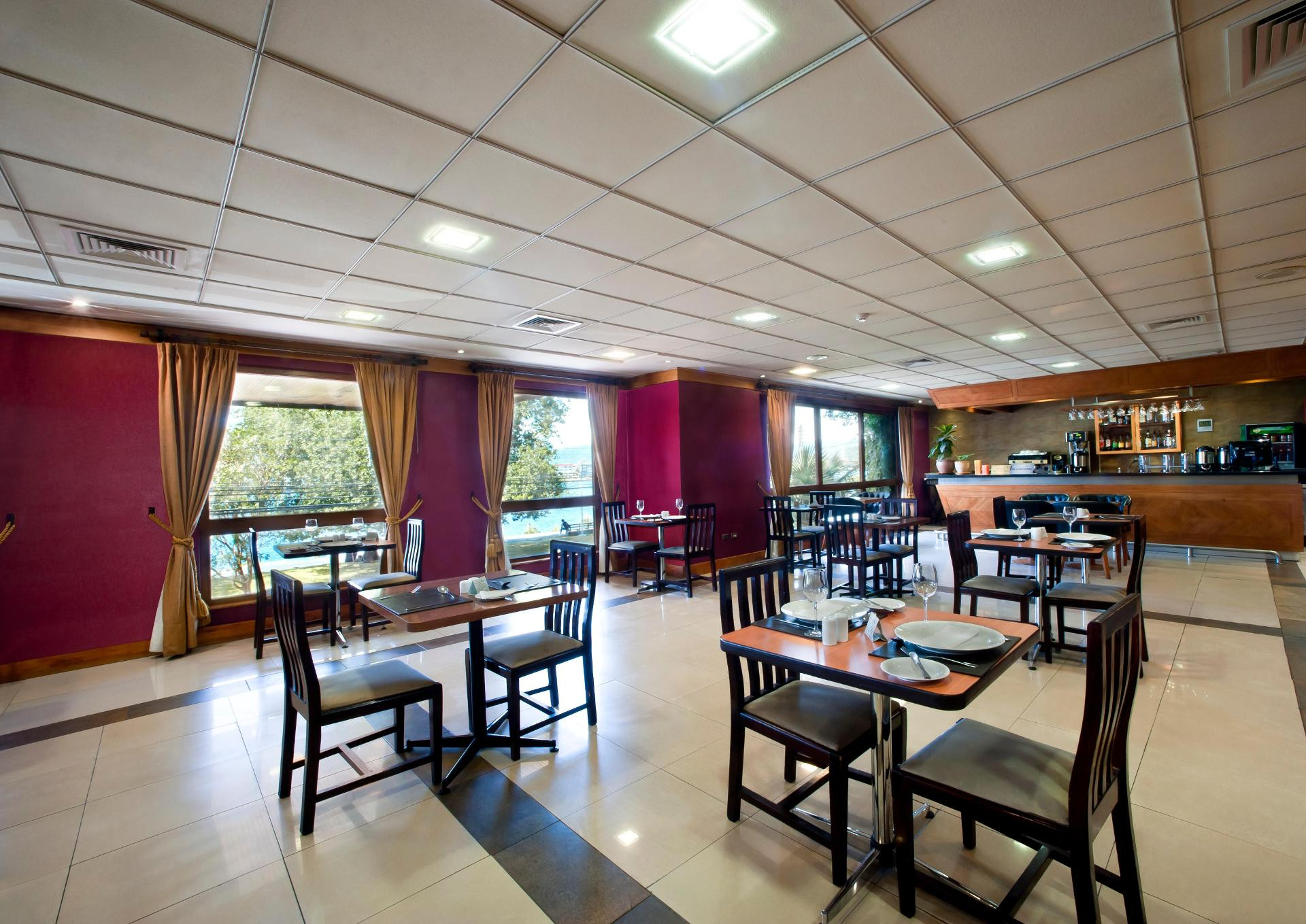 Restaurant Diego De Almagro Valdivia Hotel