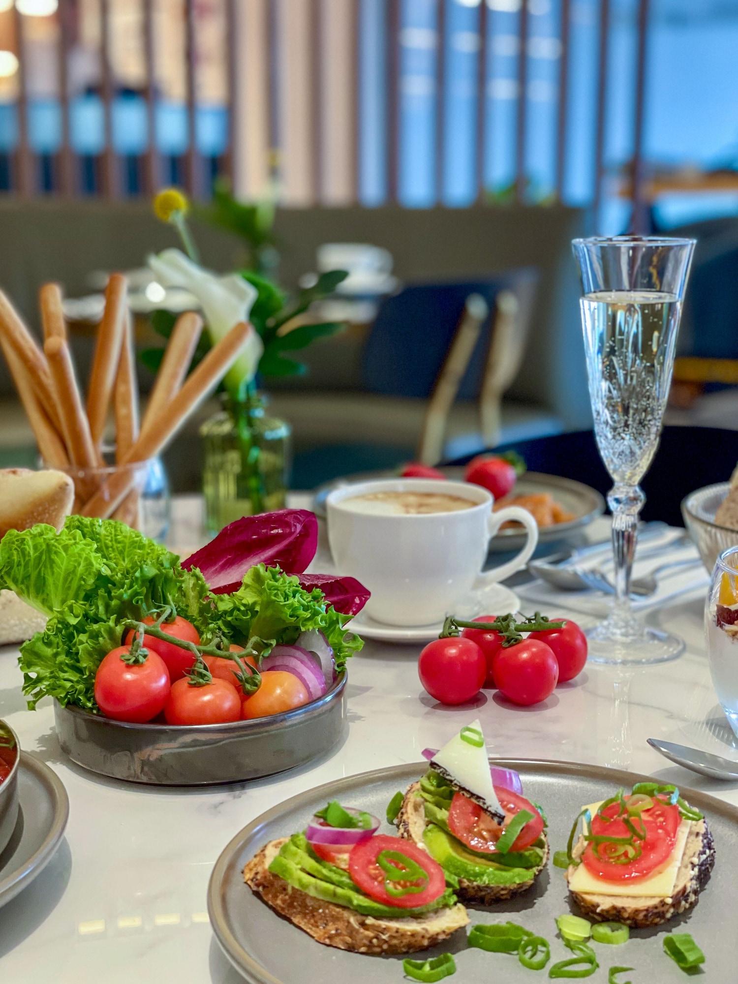 Restaurant Jewel TLV Hotel