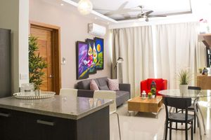 Alquiler Vacacional - Luxury in Bella Vista with roof top Jacuzzi area !!!