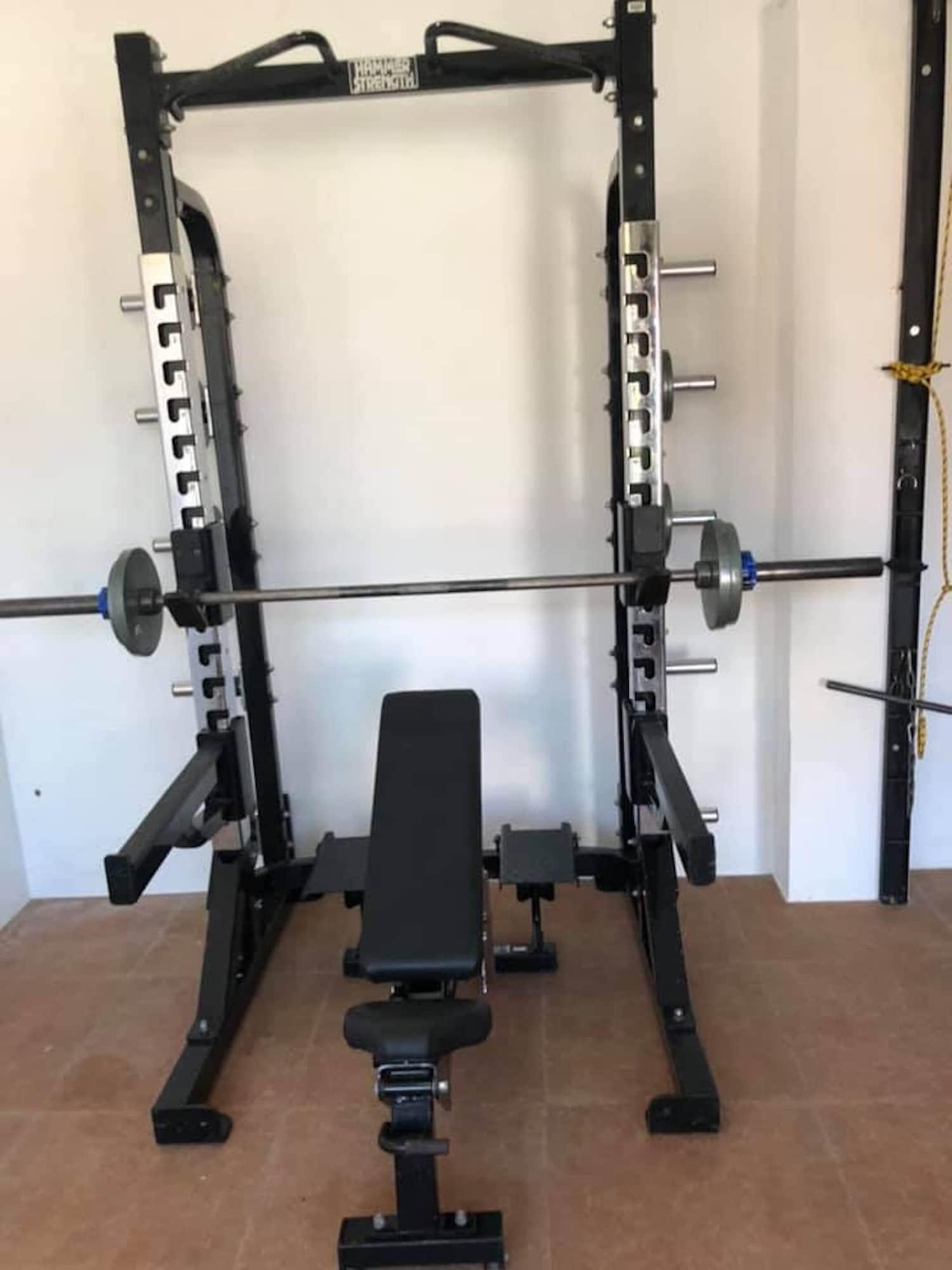 Gimnasio Parrot Resort Moalboal