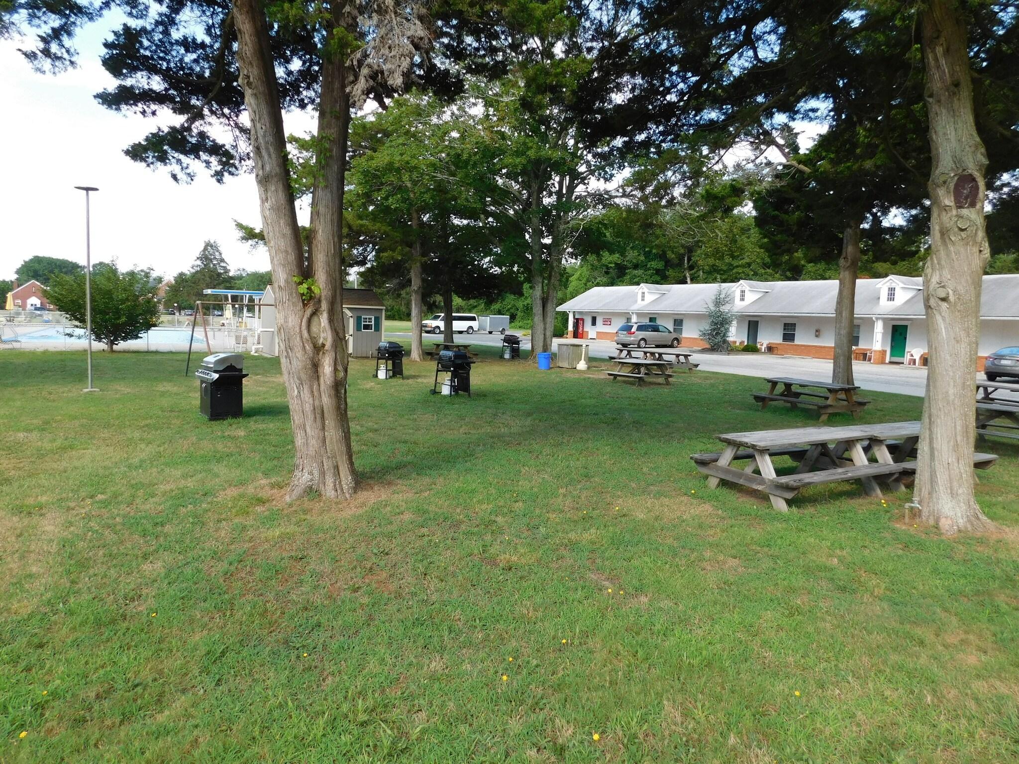 Instalaciones Recreativas Hyland Motor Inn