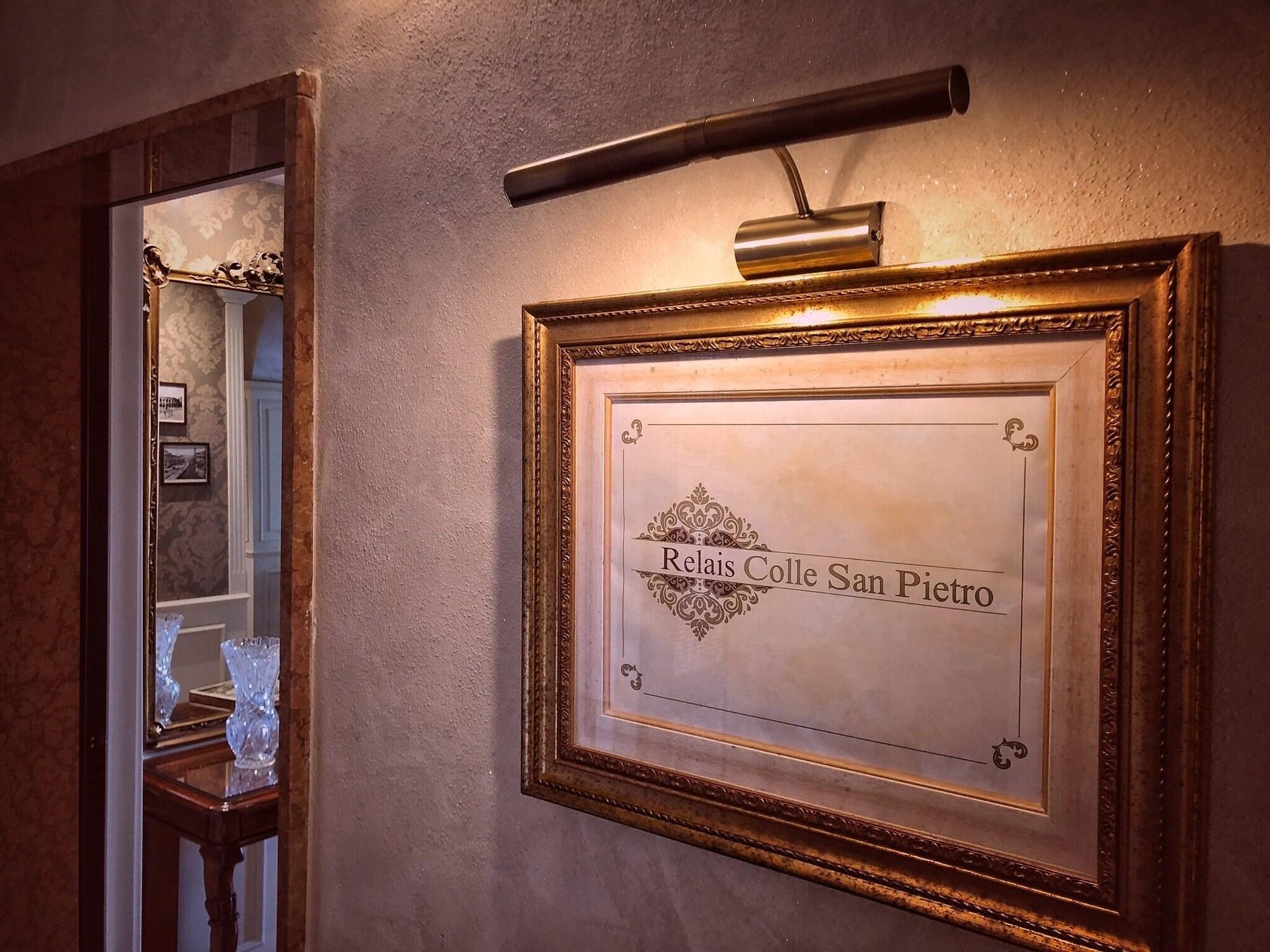 Vista Lobby Relais Colle San Pietro