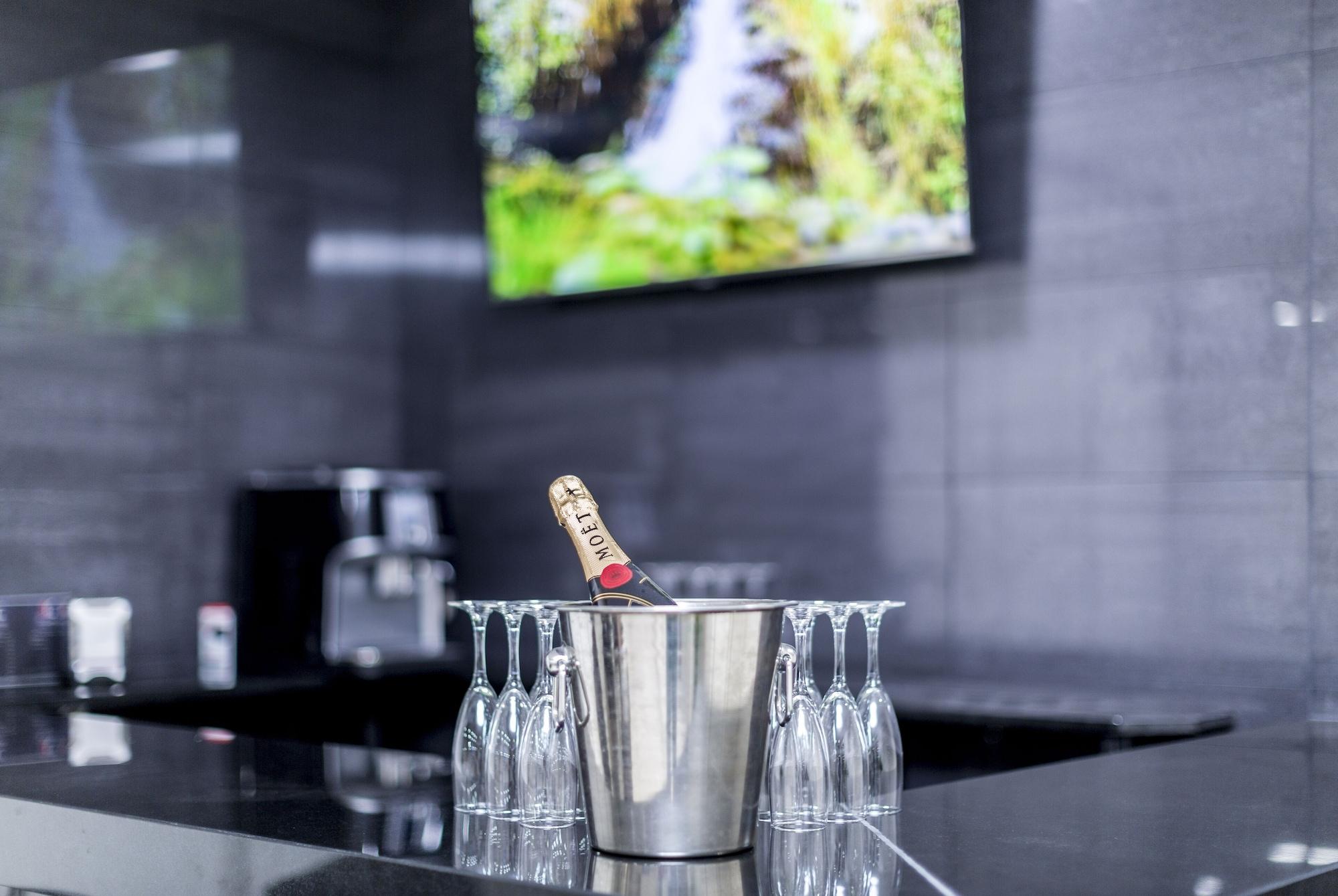 Vista Lobby Di Carlo Hotels Madrid