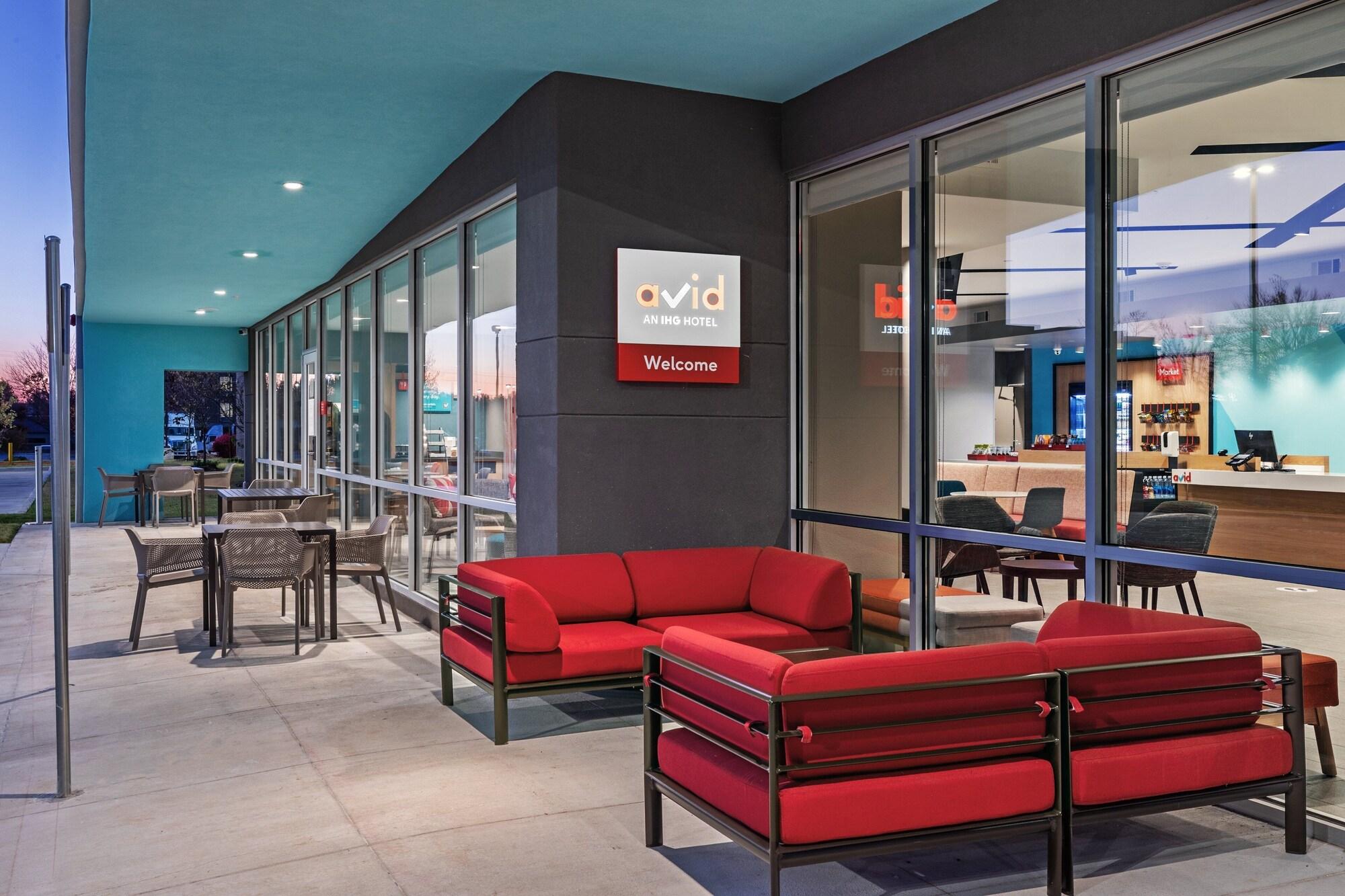 Vista Exterior avid hotel Bentonville – Rogers by IHG