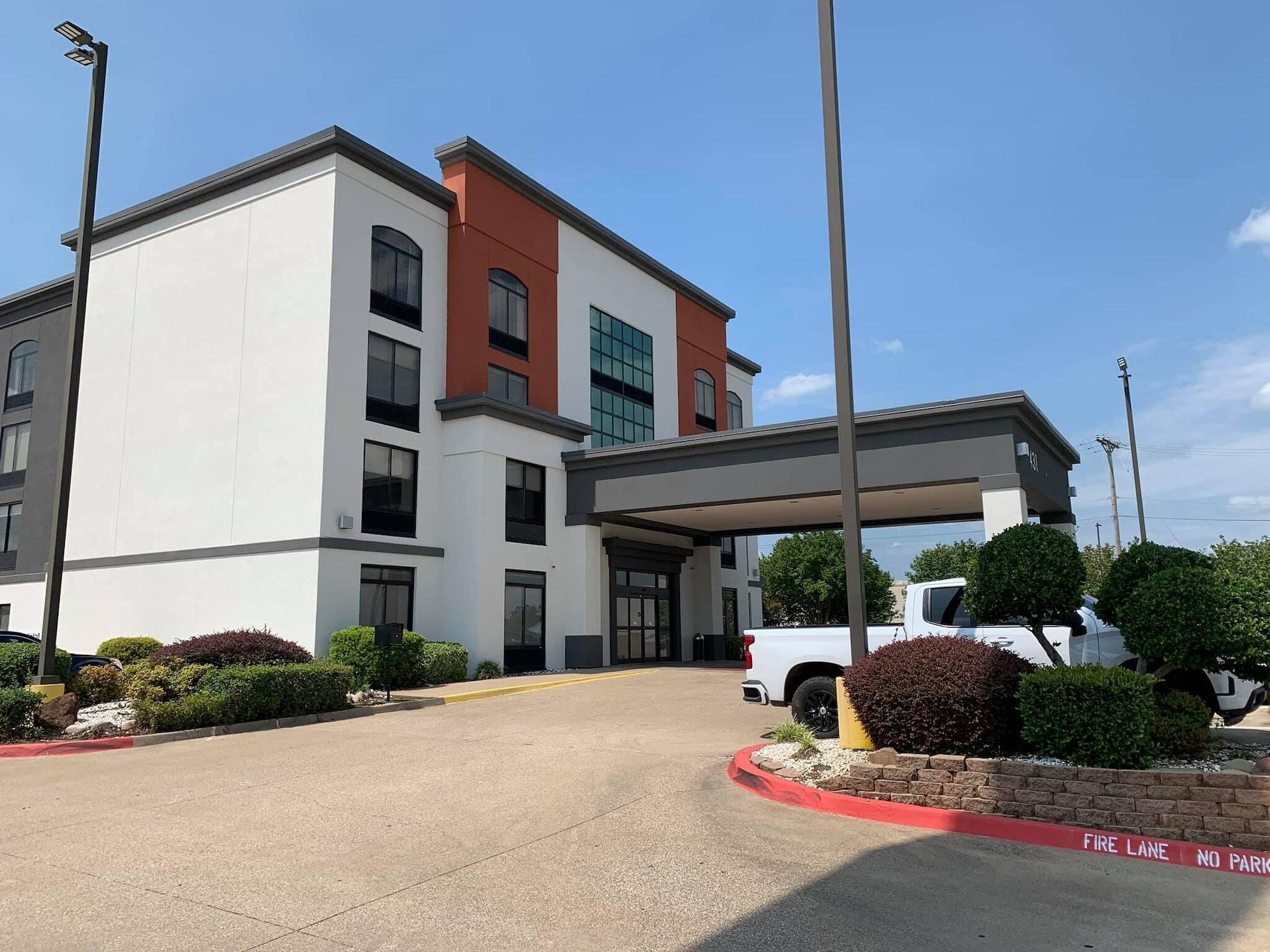 Vista Exterior Holiday Inn Express And Suites Longview North by IHG