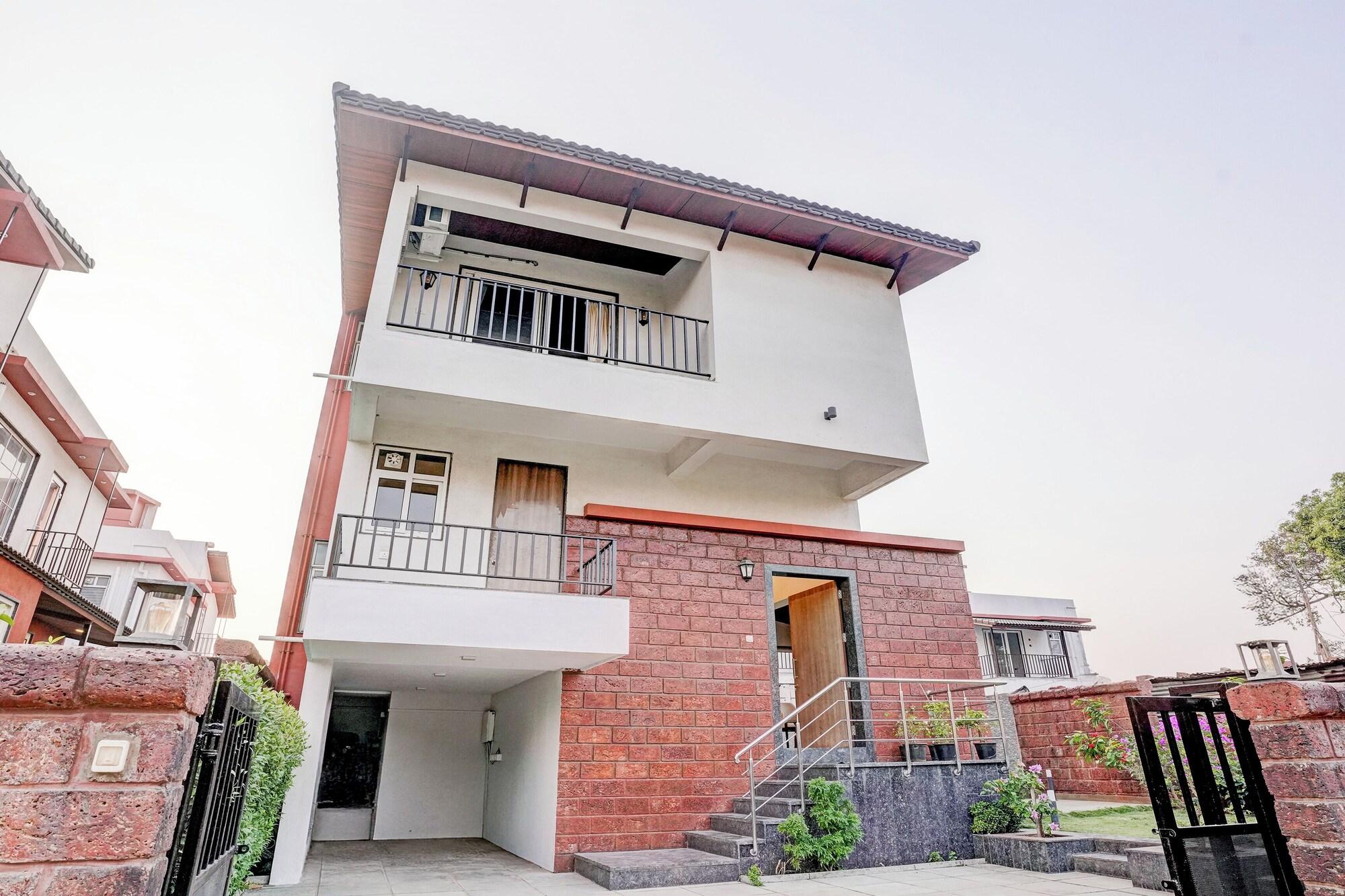 Varios Elivaas Irene Jade 3BHK Pvt Pool Garden with Balconies