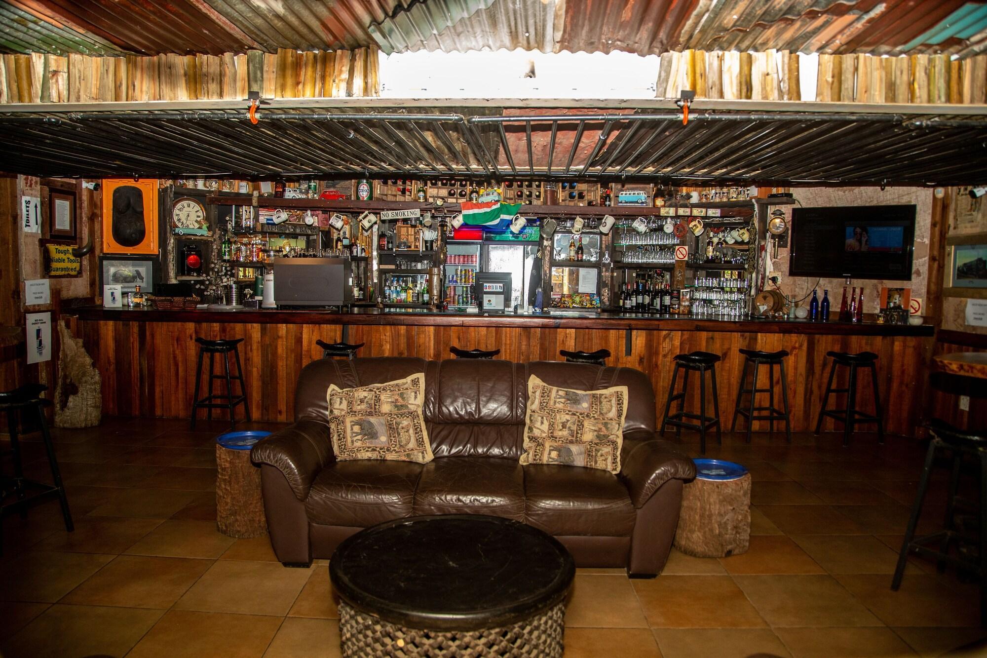 Bar/Salón Ascot Bush Lodge