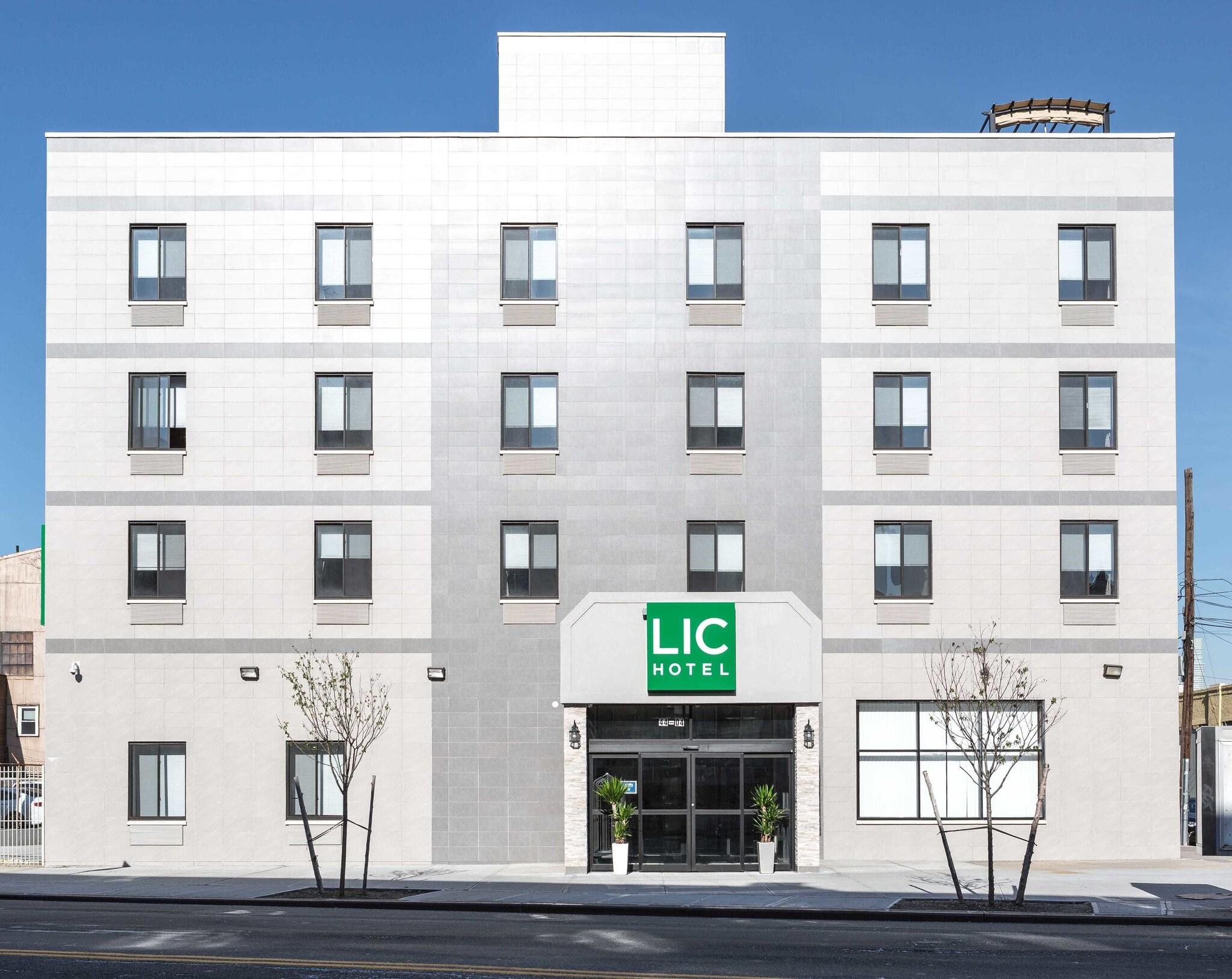 Vista Exterior LIC Hotel