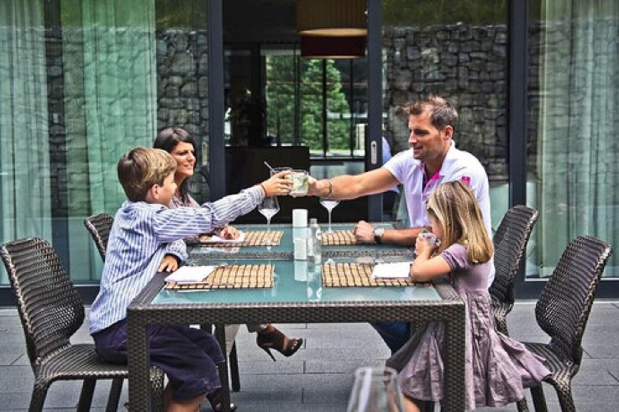 Varios Hotel de la Source