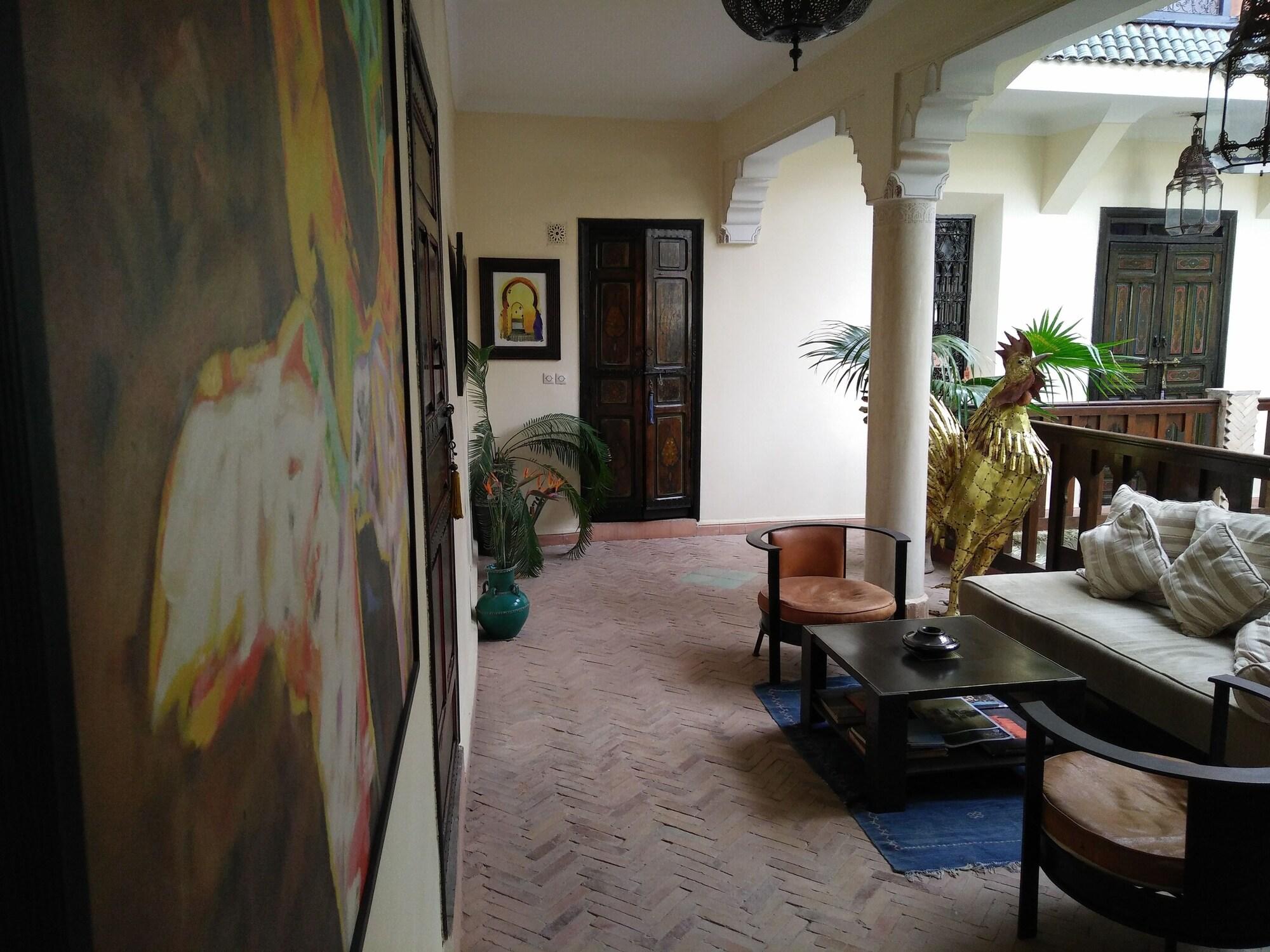 Varios Riad Nomades