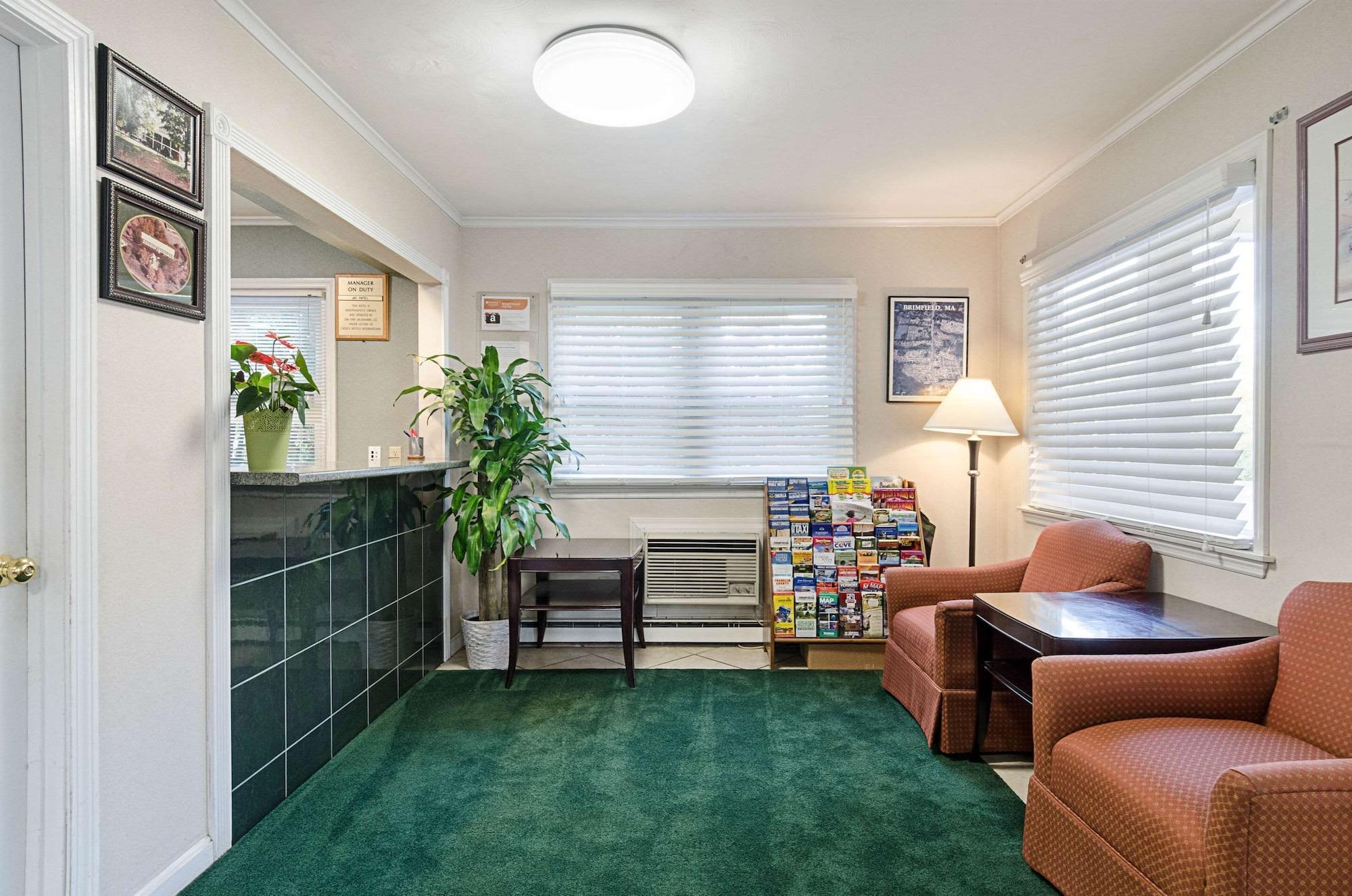 Vista Lobby Econo Lodge Sturbridge Route 20