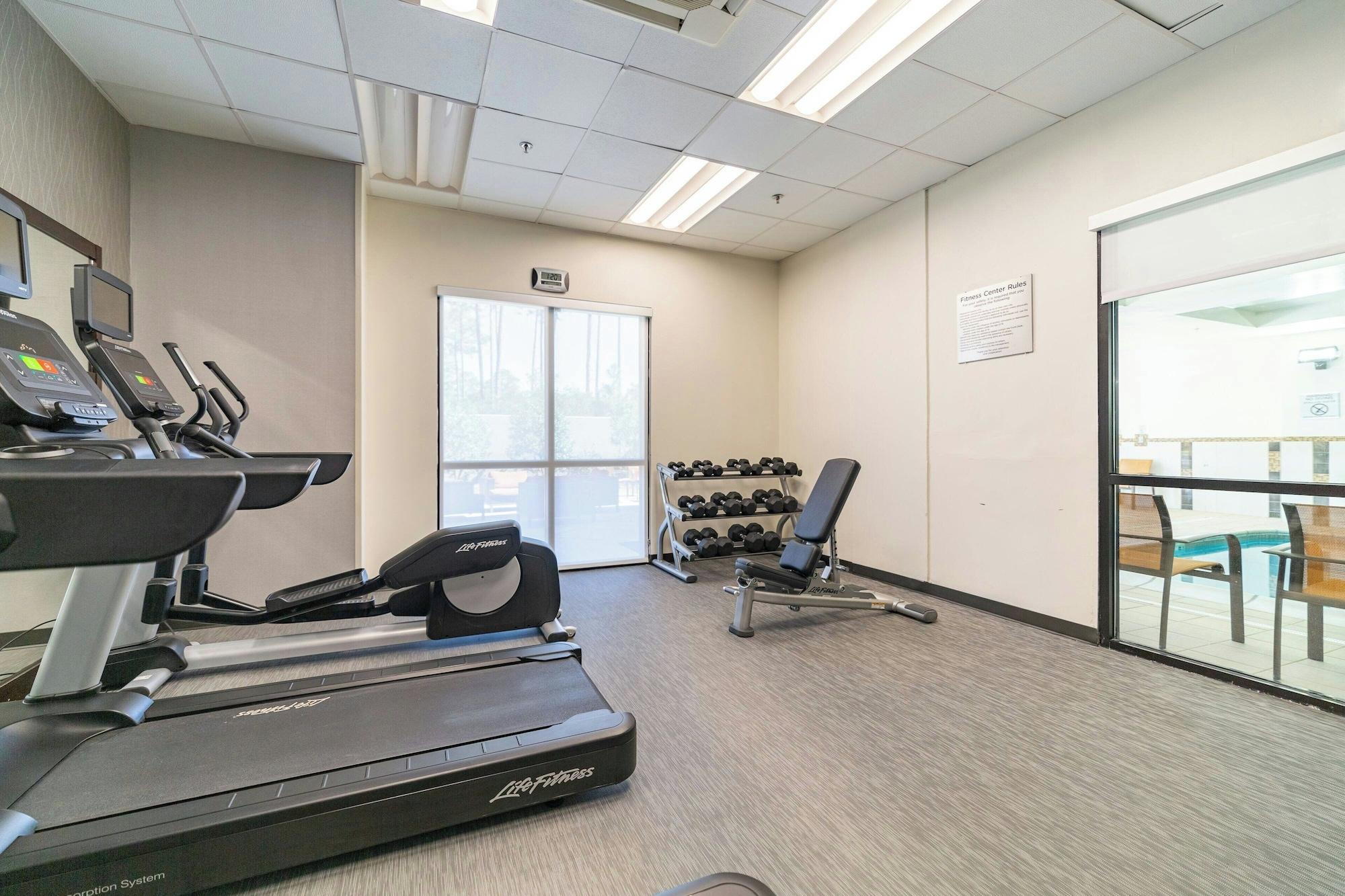 Gimnasio Courtyard by Marriott Biloxi North/D'Iberville