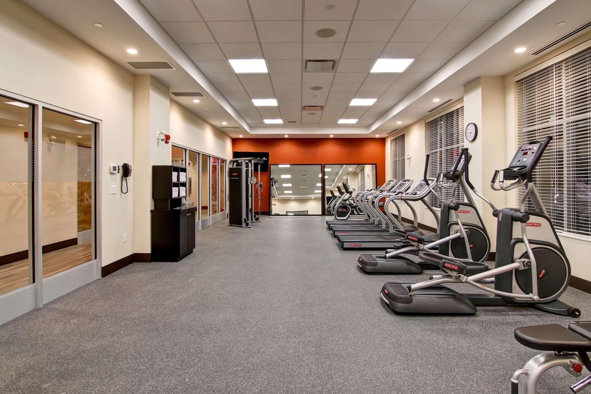 Gimnasio Hampton Inn & Suites by Hilton Grande Prairie