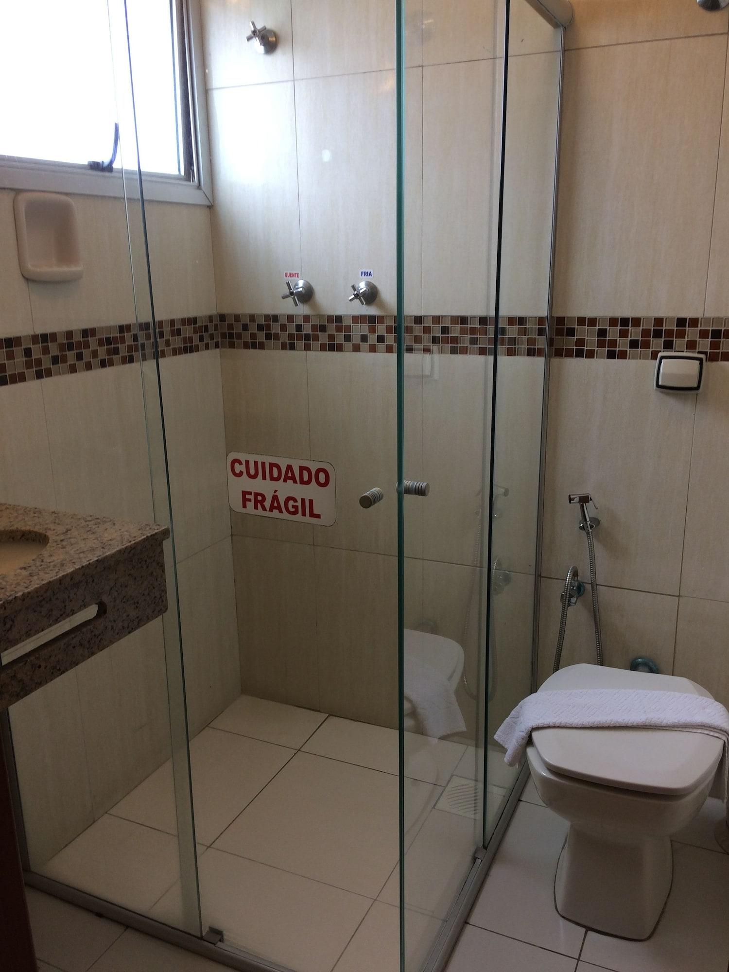 Equipamiento de Habitación Hotel Cathedral