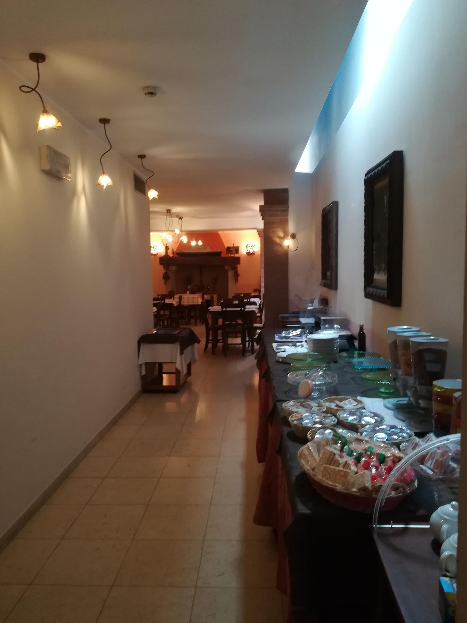 Bar/Salón Hotel Italia