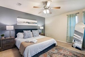 Alquiler Vacacional - Perfect SA Getaway! Near Lackland SeaWorld Alamo Riverwalk