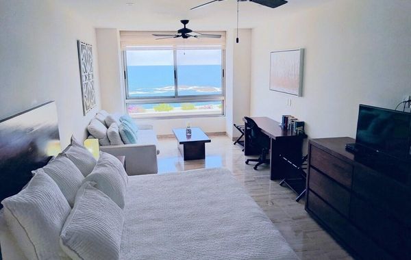 Awesome ocean views! Spacious, modern luxury condo. beach, pools,gym, restaurant - Hoteles pet friendly en Huatulco, Oaxaca
