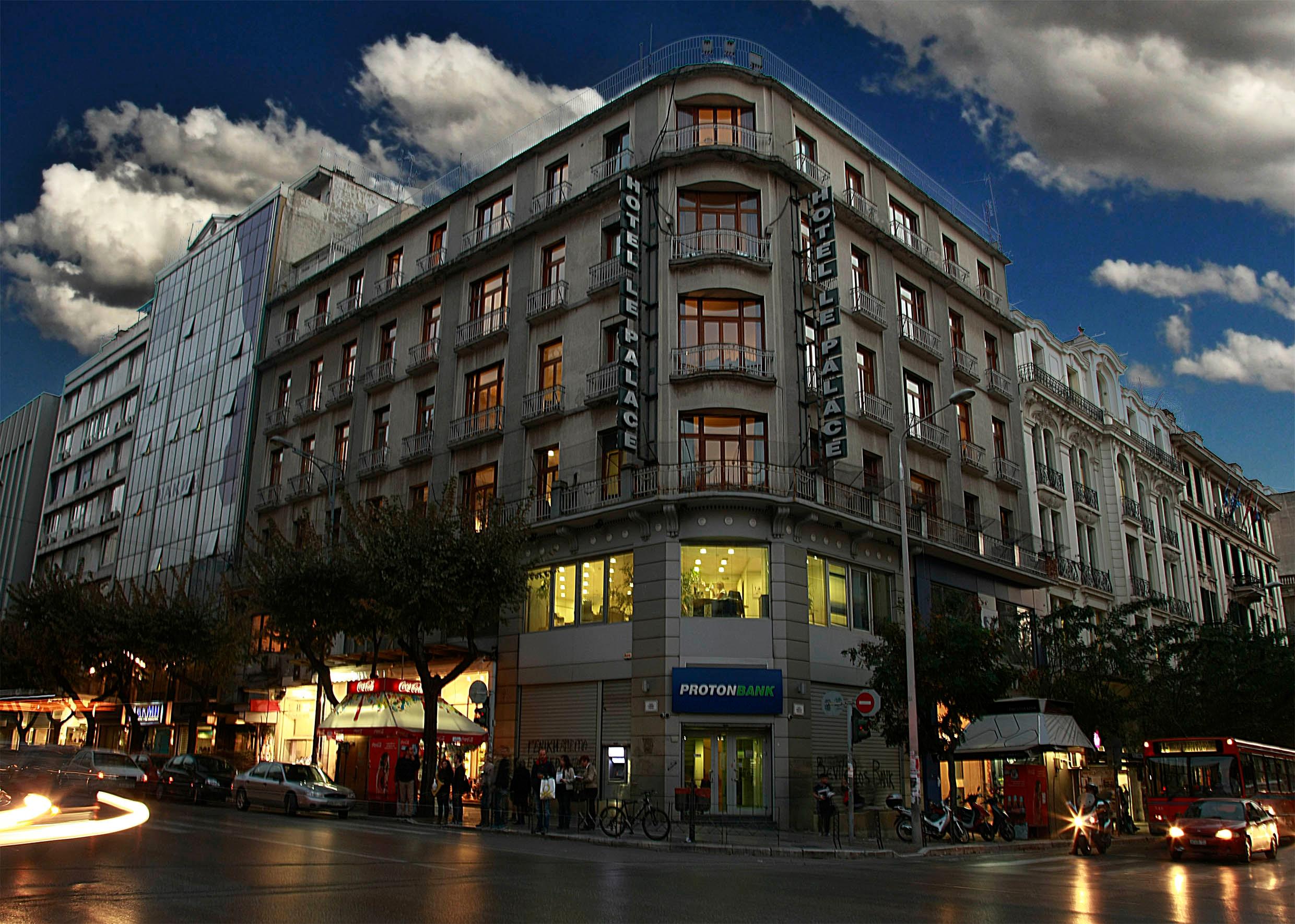 Vista Exterior Le Palace Hotel