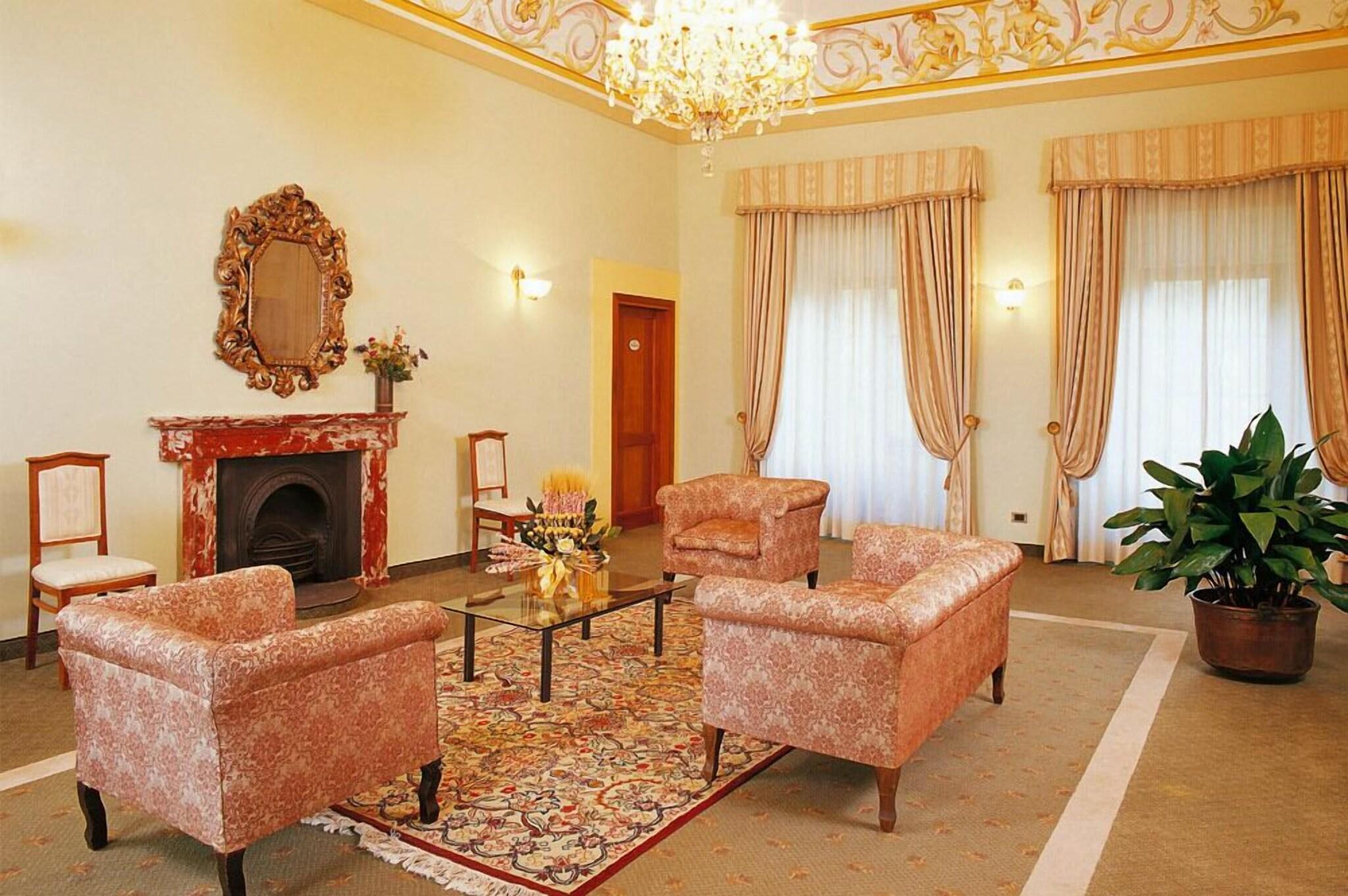 Vista Lobby Villa San Lucchese