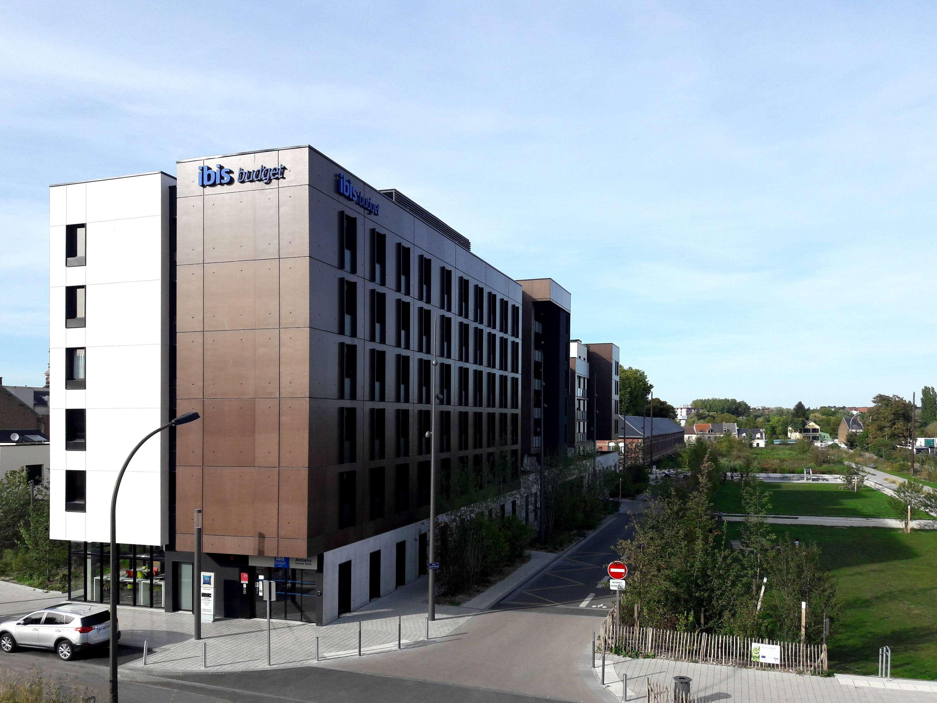Vista Exterior Ibis Budget Amiens Centre Gare