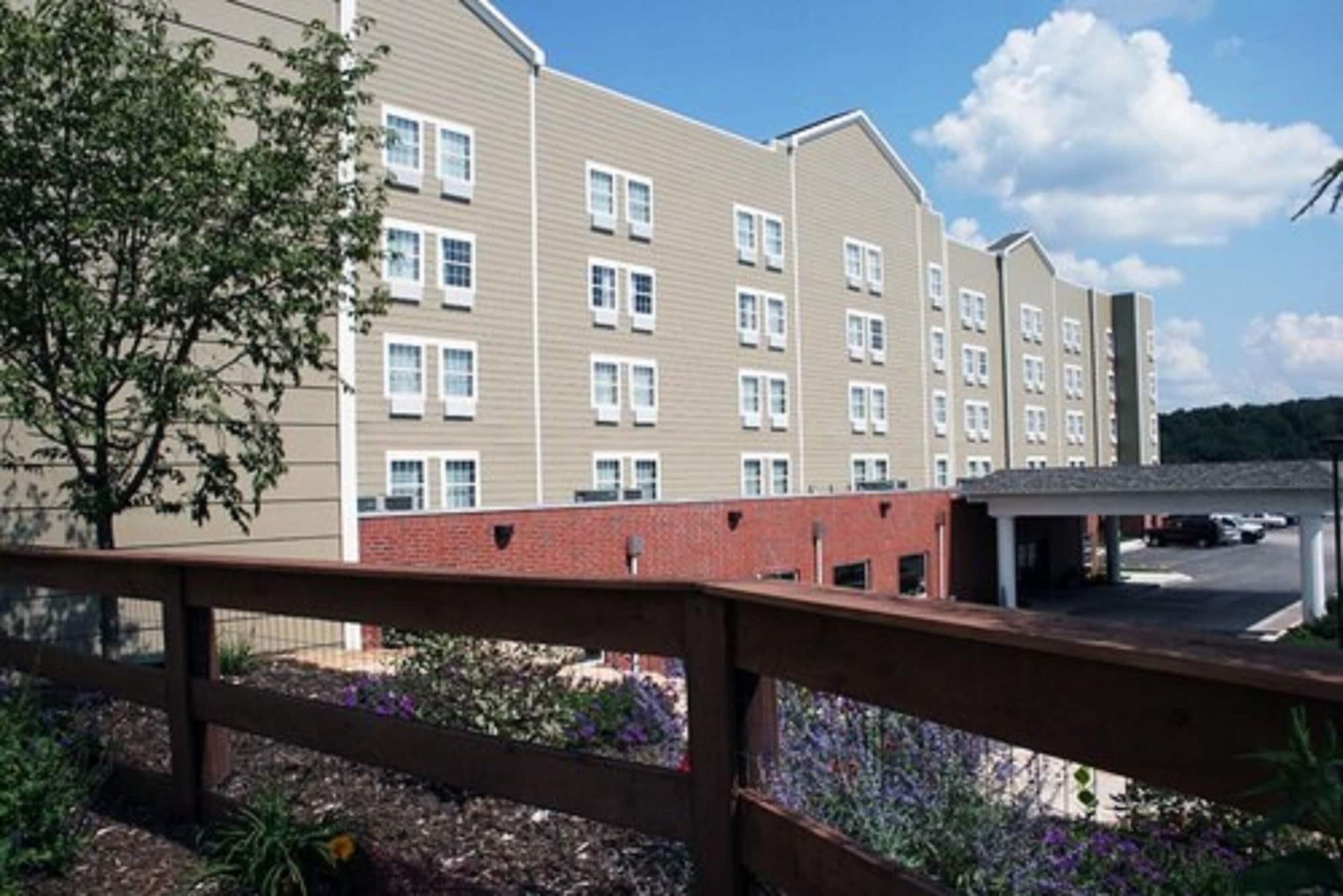 Vista Exterior Big Splash Adventure Indoor Water Park & Resort