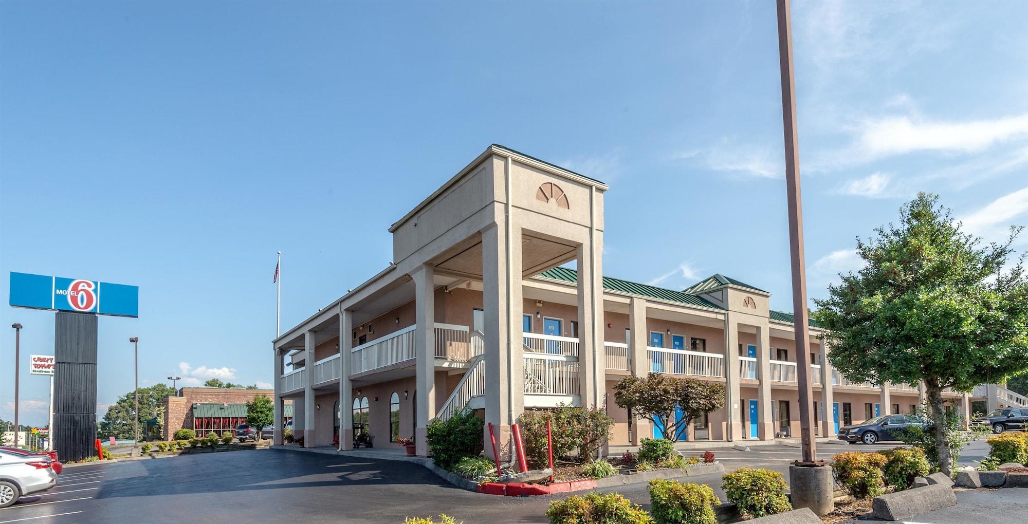 Vista Exterior Motel 6 Kingsport, TN