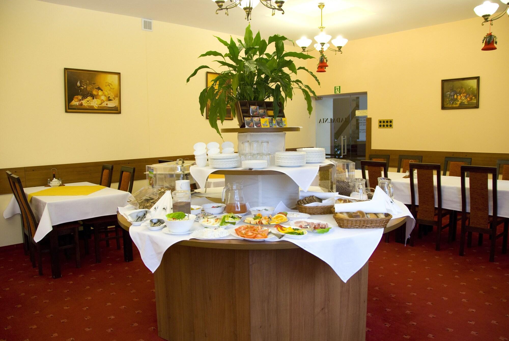 Restaurant Pensjonat Telimena - POLSKIE TATRY S.A.