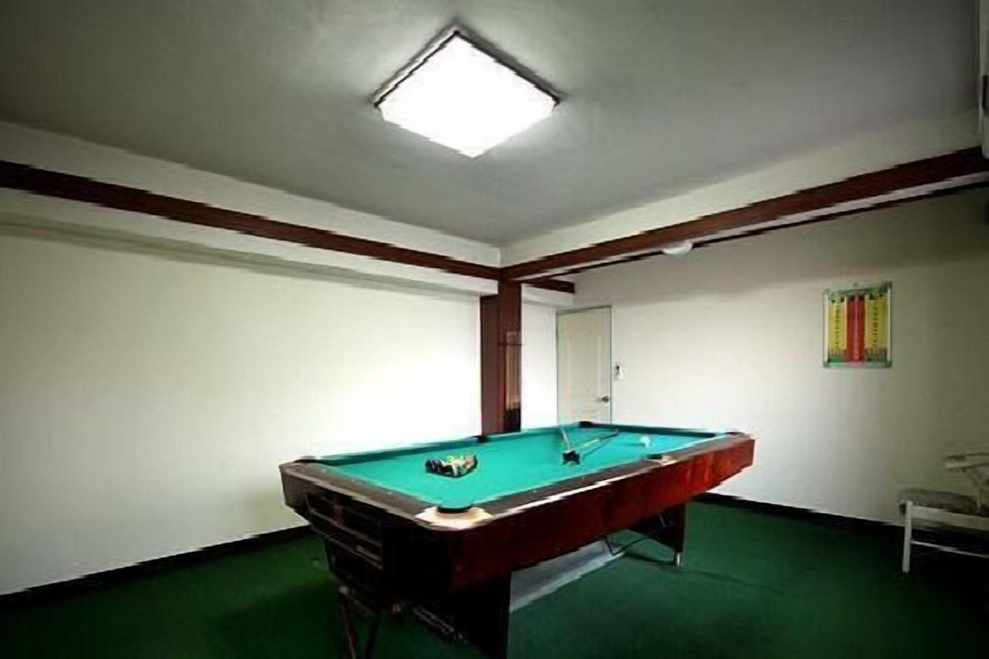 Instalaciones Recreativas Fuchia Hotel