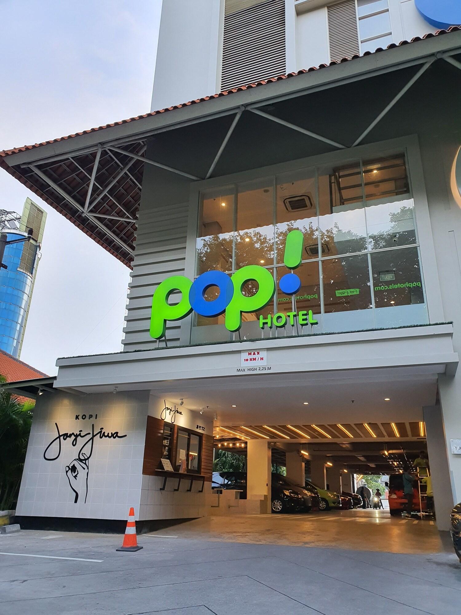 Vista Exterior POP! Hotel Diponegoro Surabaya