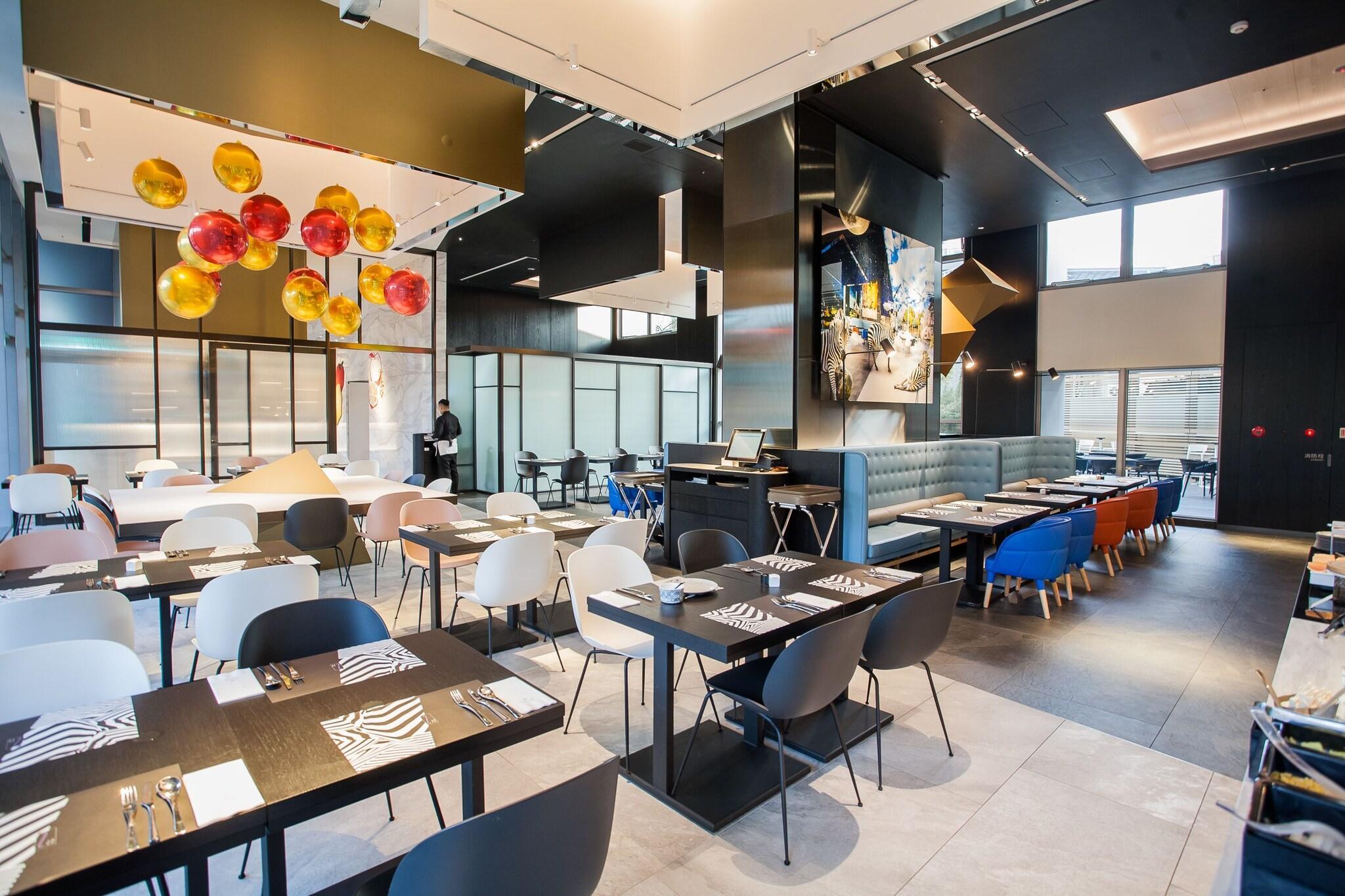 Restaurant The Place Taichung