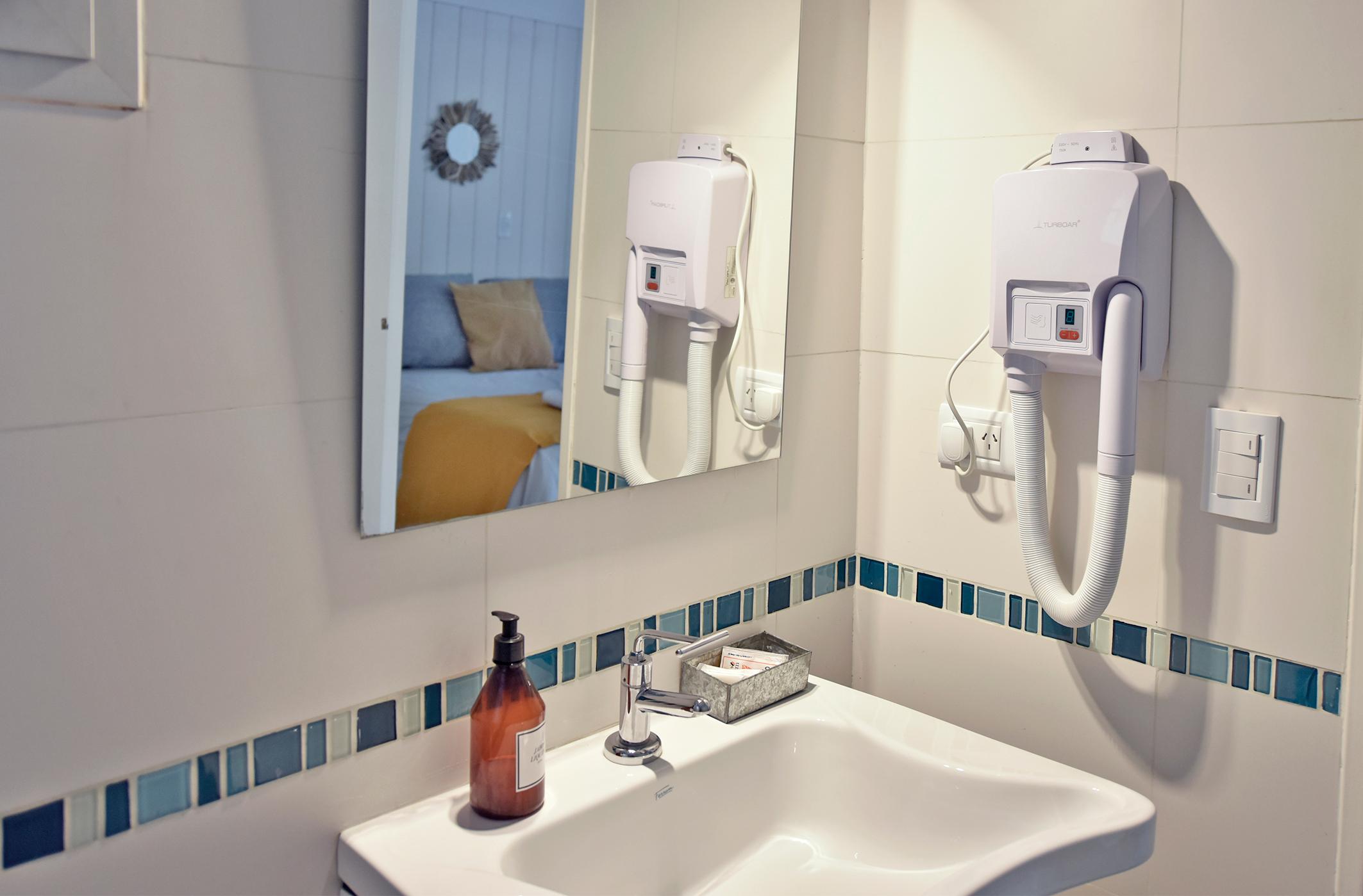 Baño Apart Cuesta de Los Andes by Visionnaire